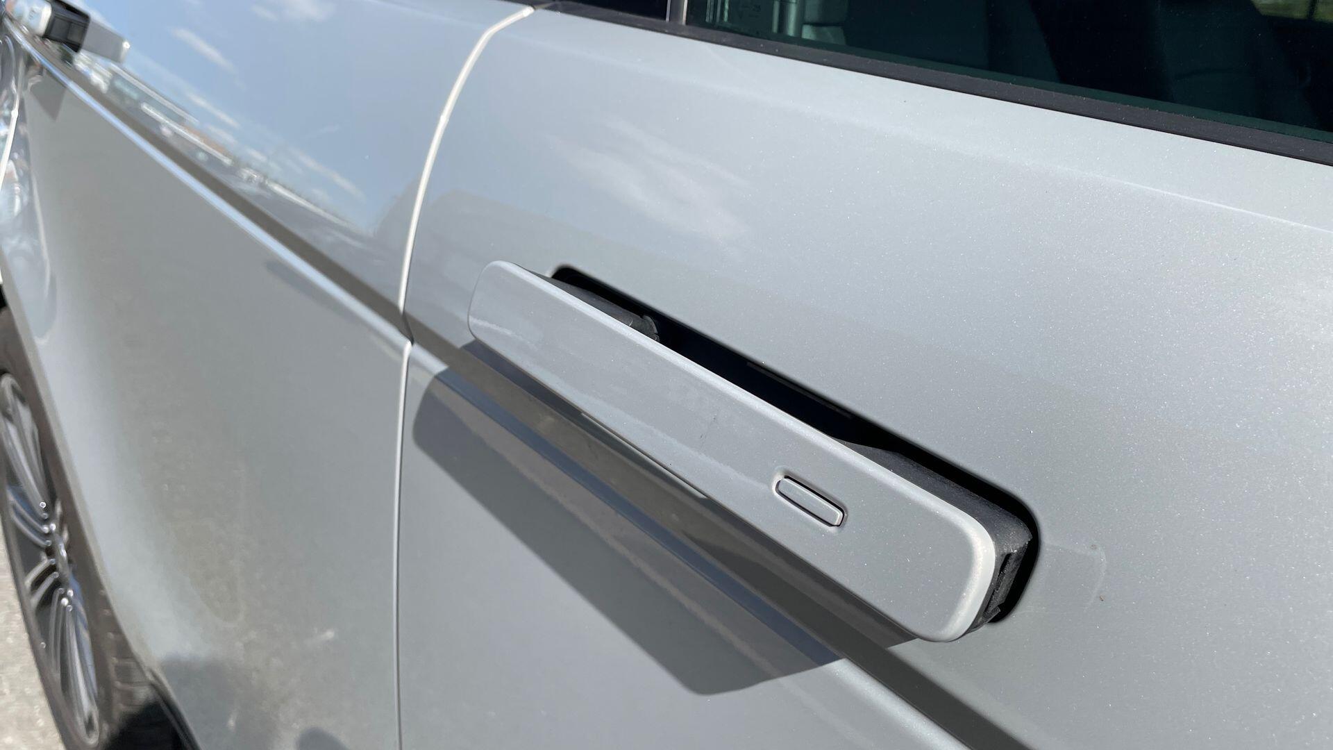 Land Rover Range Rover Evoque view 33