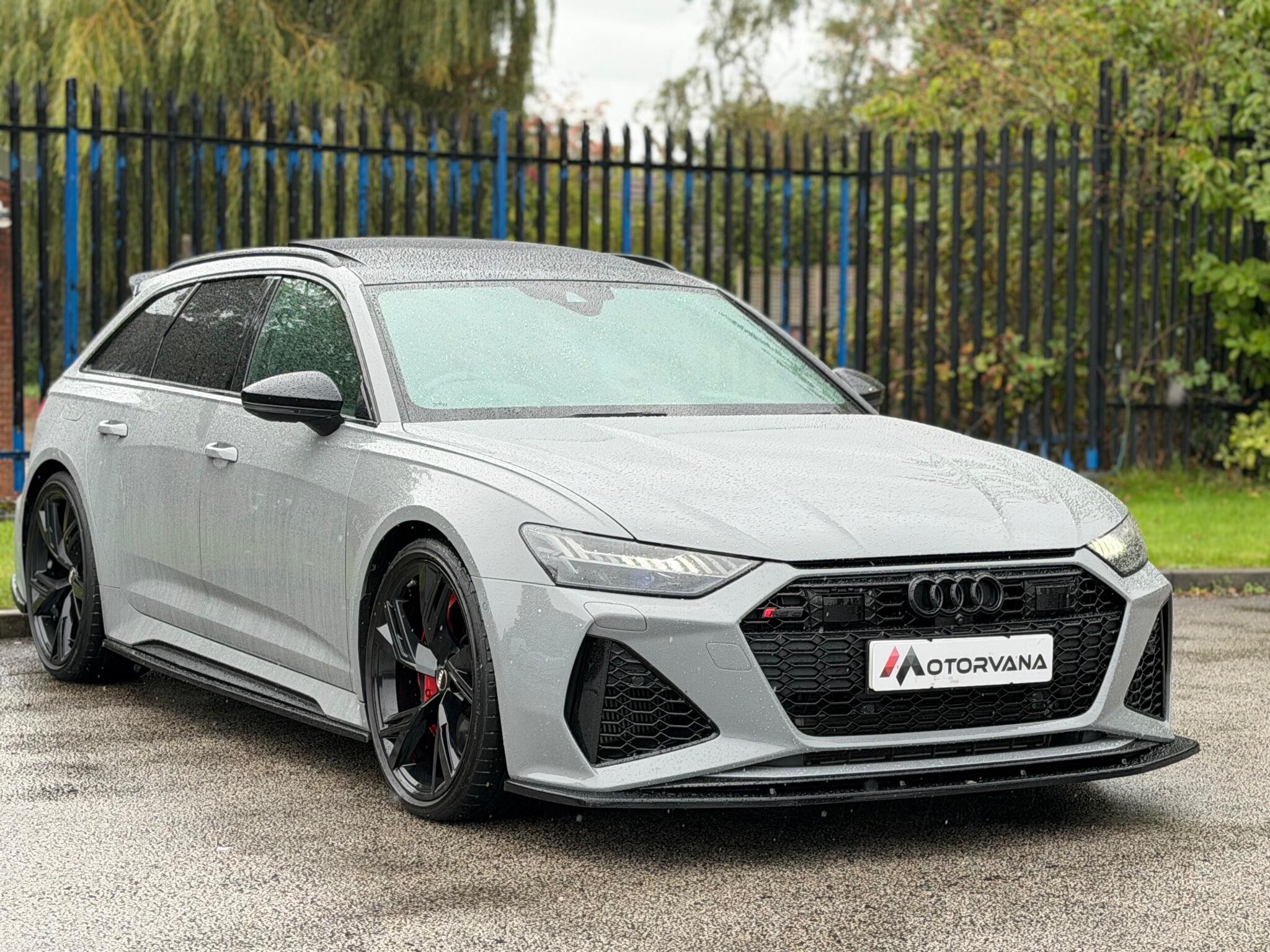 Audi RS6 view 12