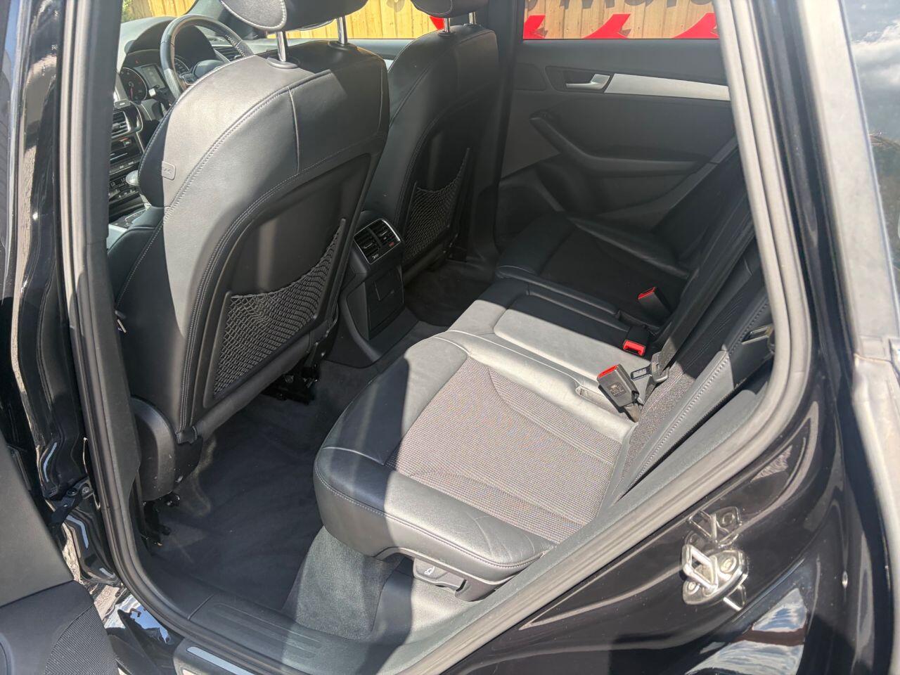 Audi Q5 view 17