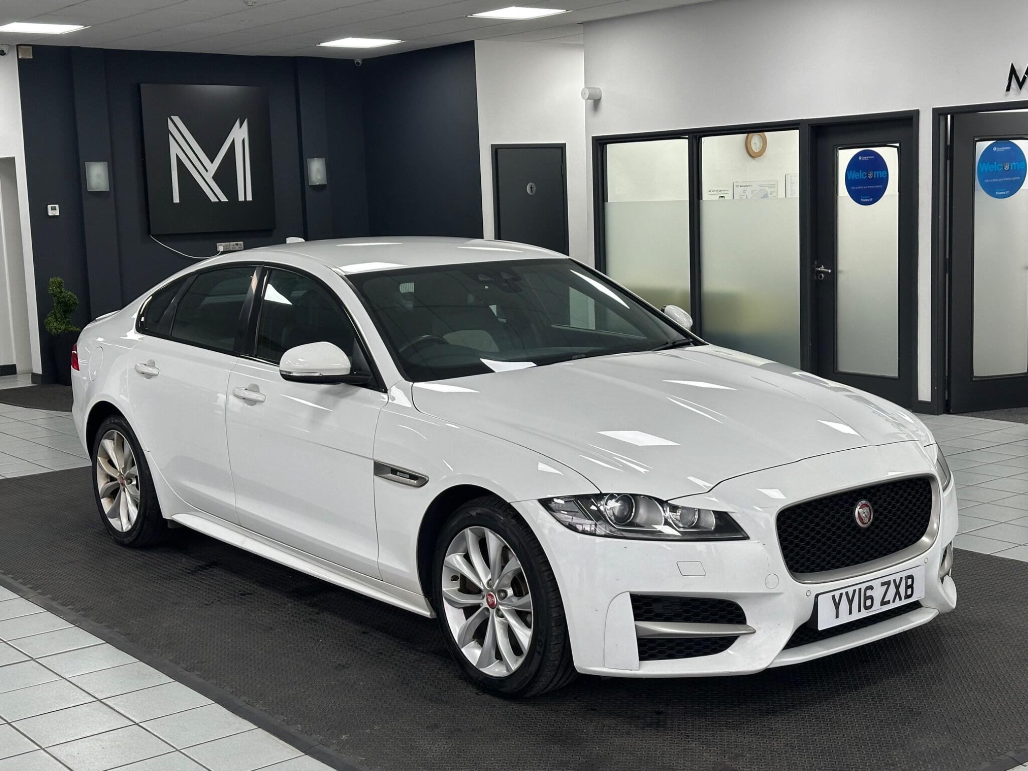 Jaguar XF view 2