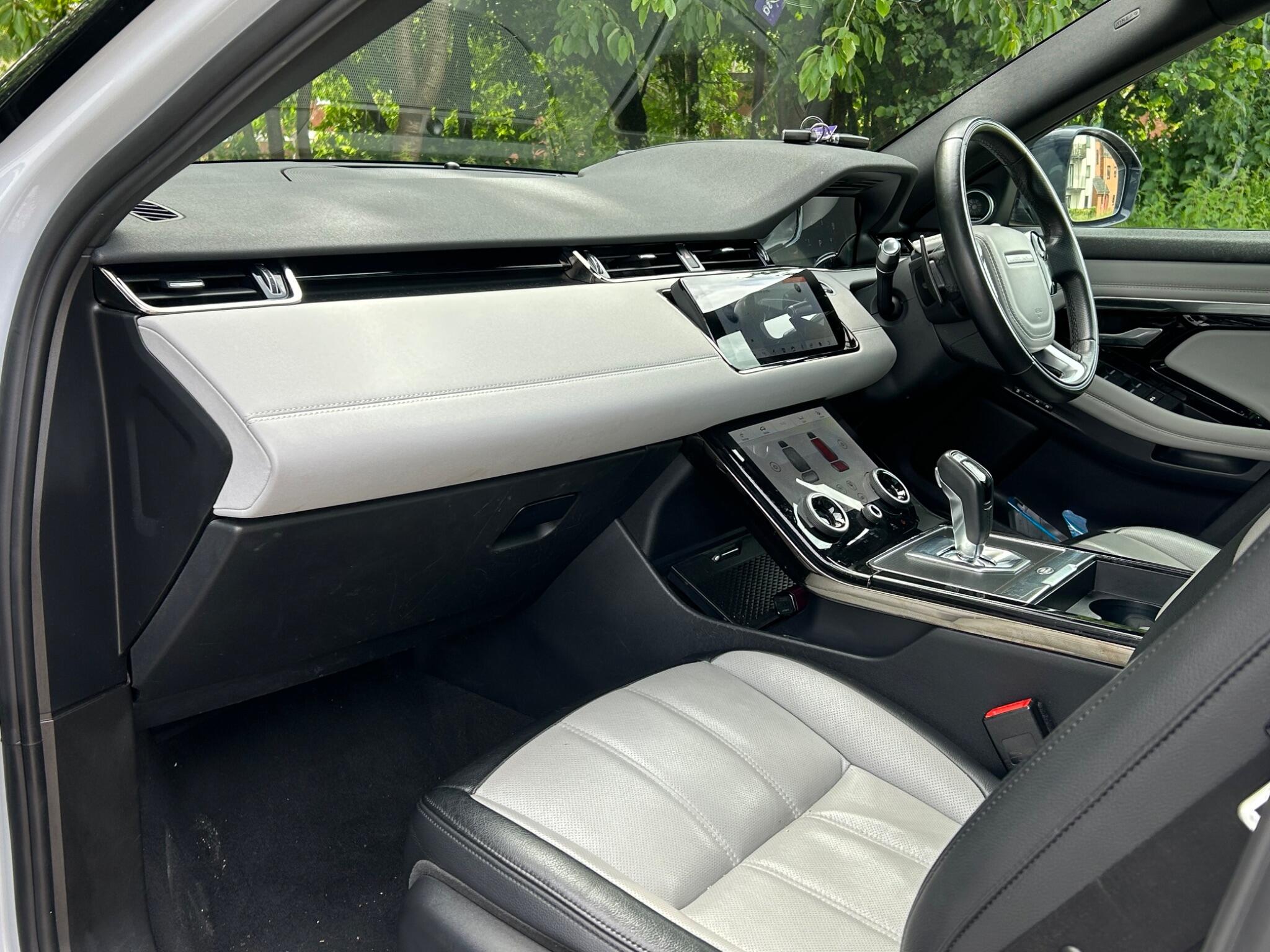 Land Rover Range Rover Evoque view 21