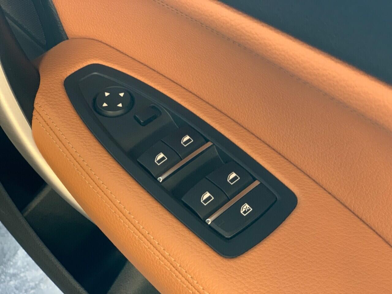 BMW 1 Series view 35