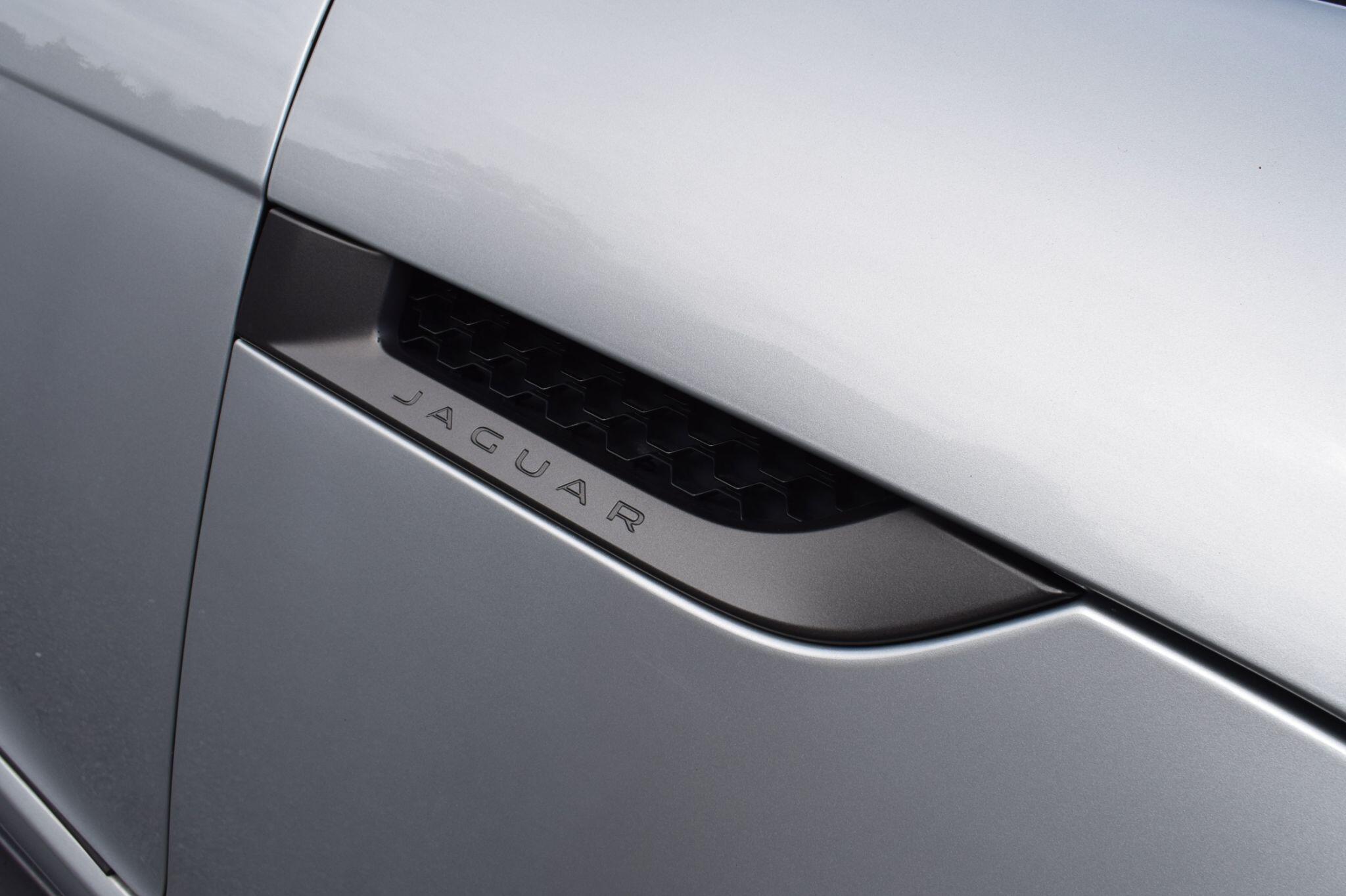 Jaguar F-Type view 35