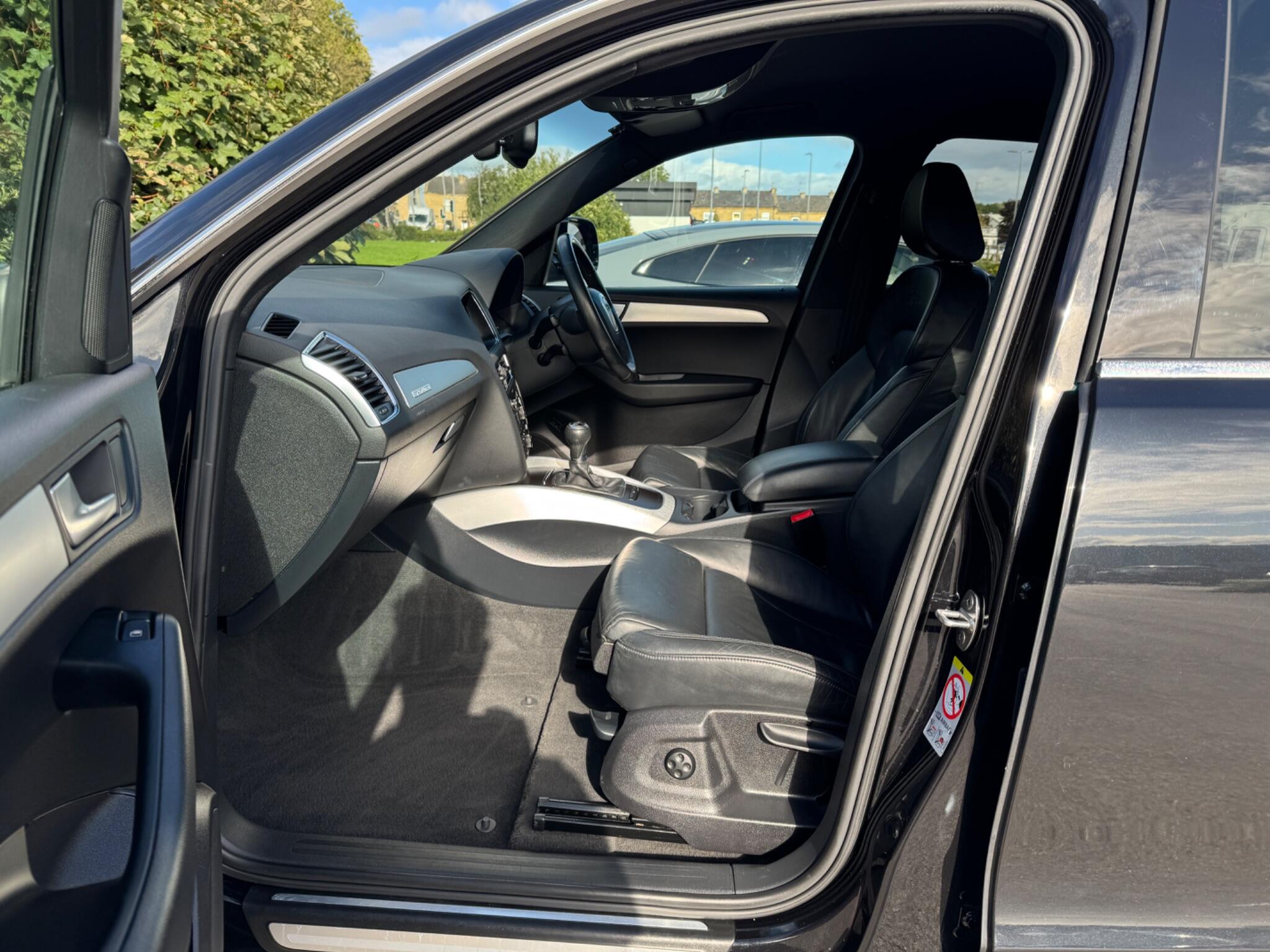 Audi Q5 view 34