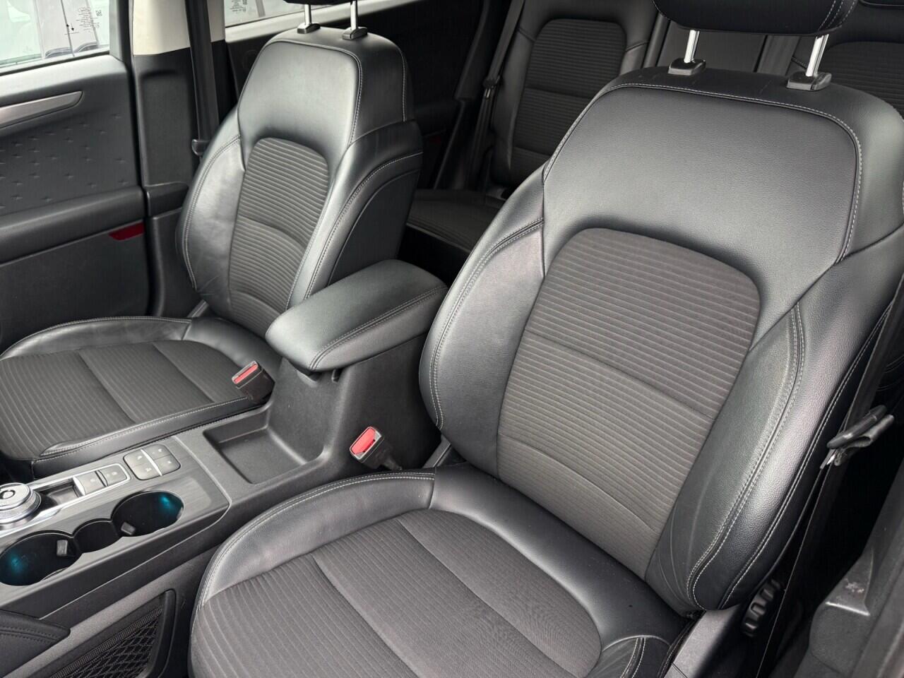 Ford Kuga view 15