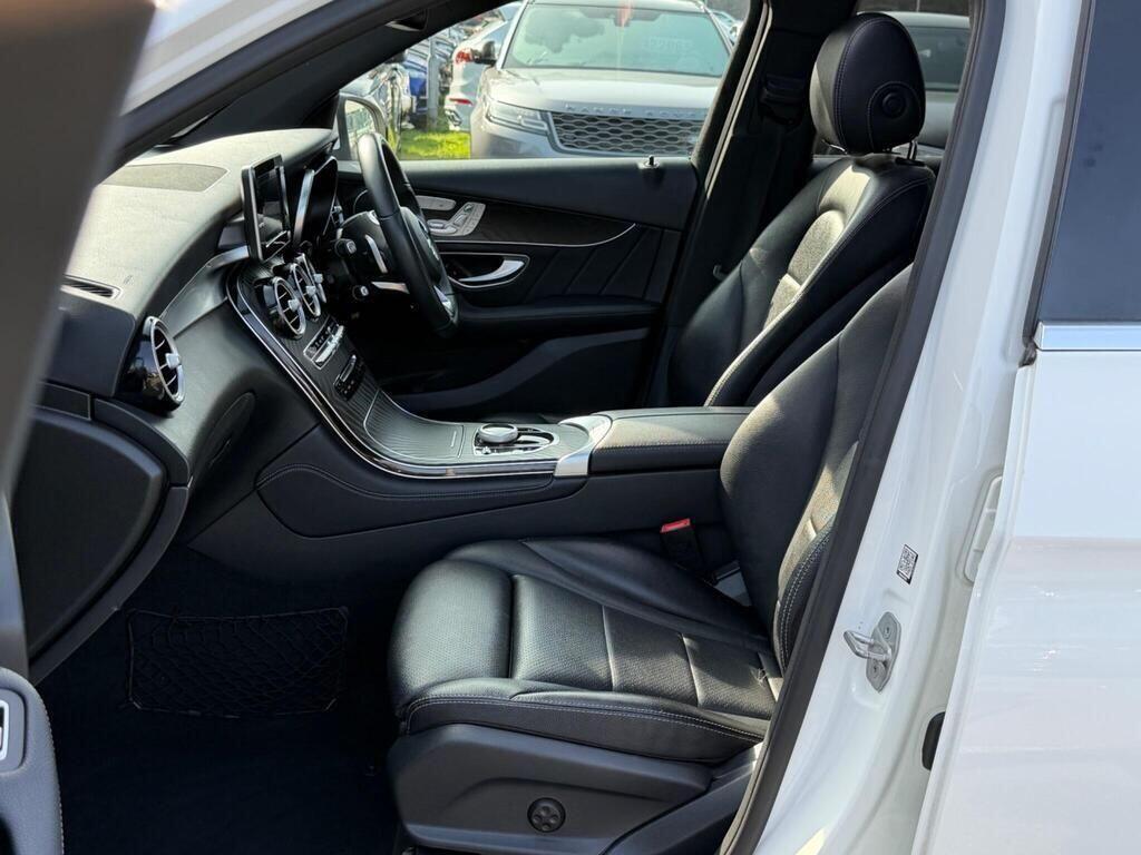Mercedes-Benz GLC view 17