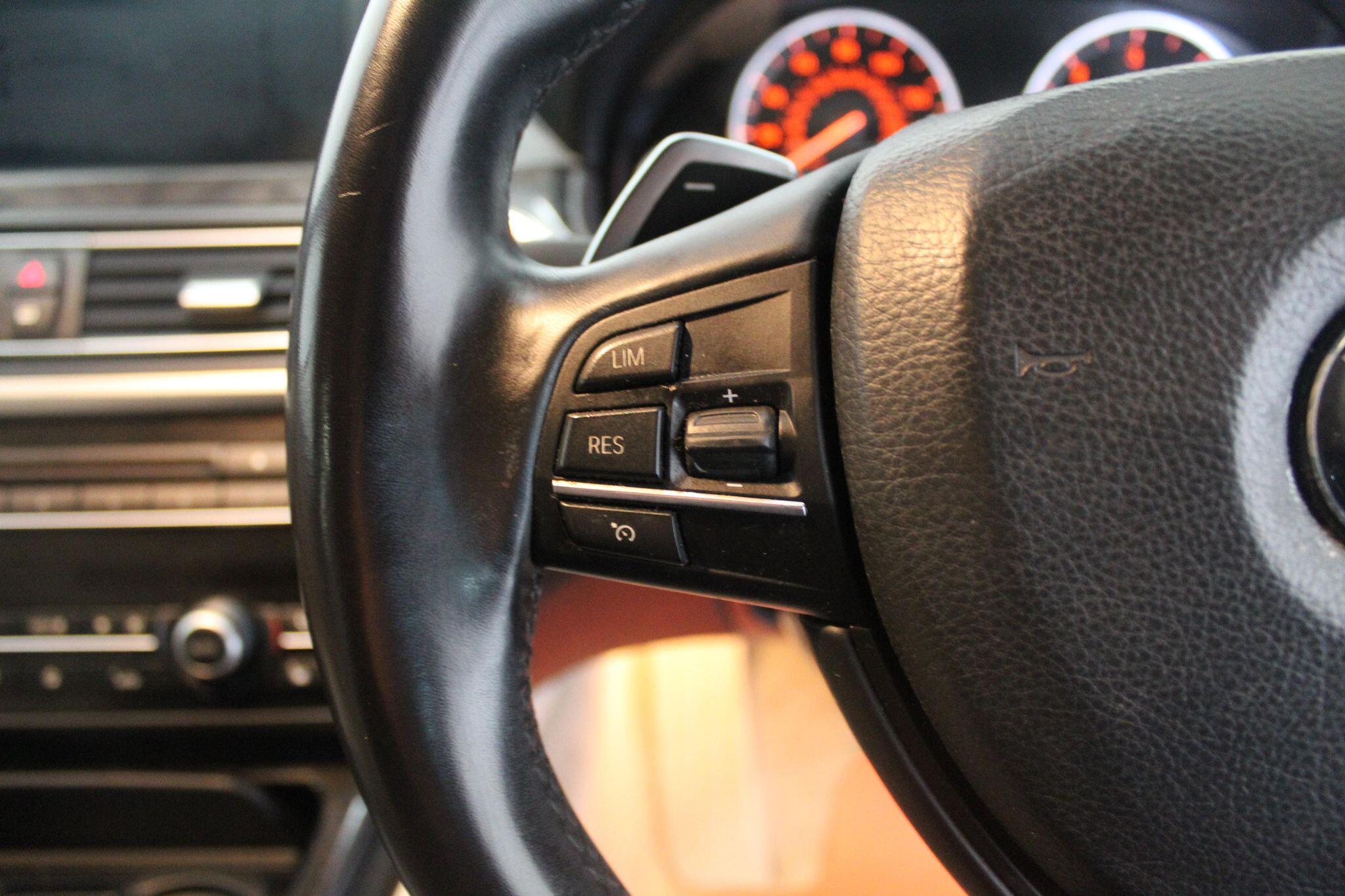 BMW 6 Series view 45