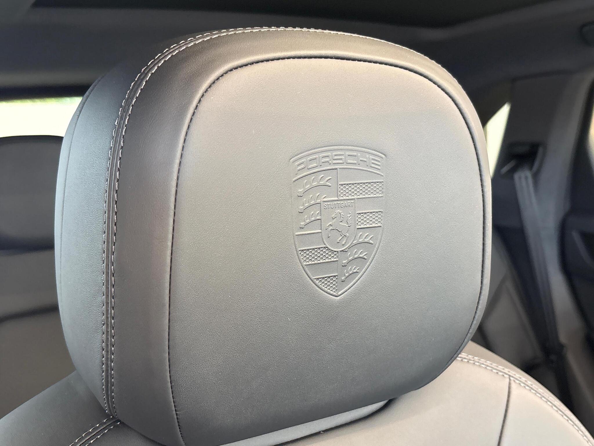 Porsche Cayenne view 15