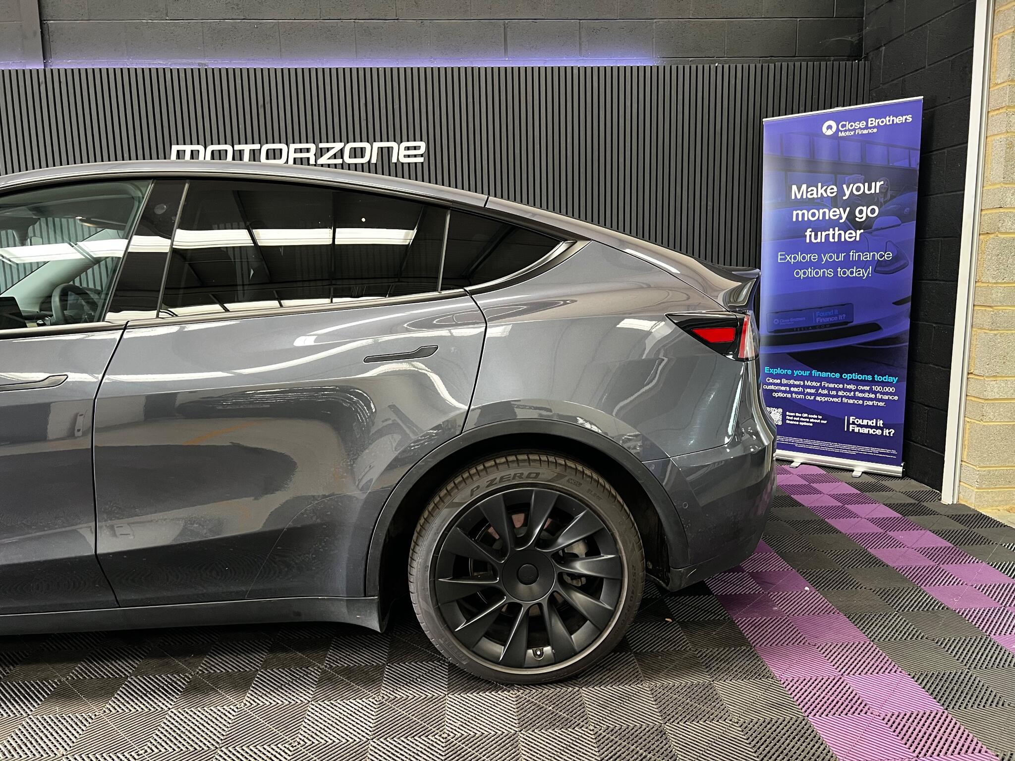 Tesla Model Y view 17