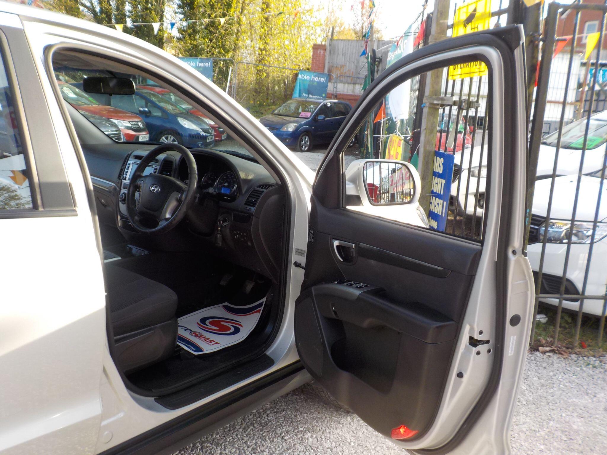 Hyundai Santa Fe 2.2 CRDi Style 4WD Euro 5 5dr (5 seat)