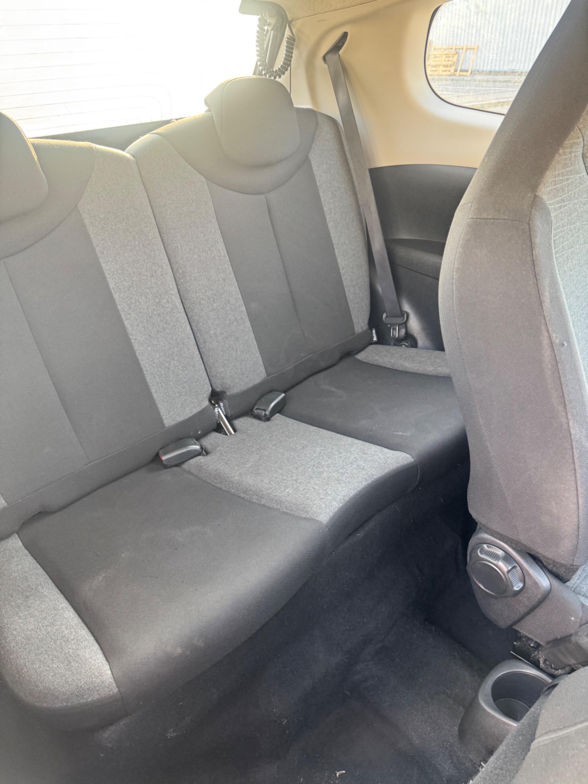 Citroen C1 view 27