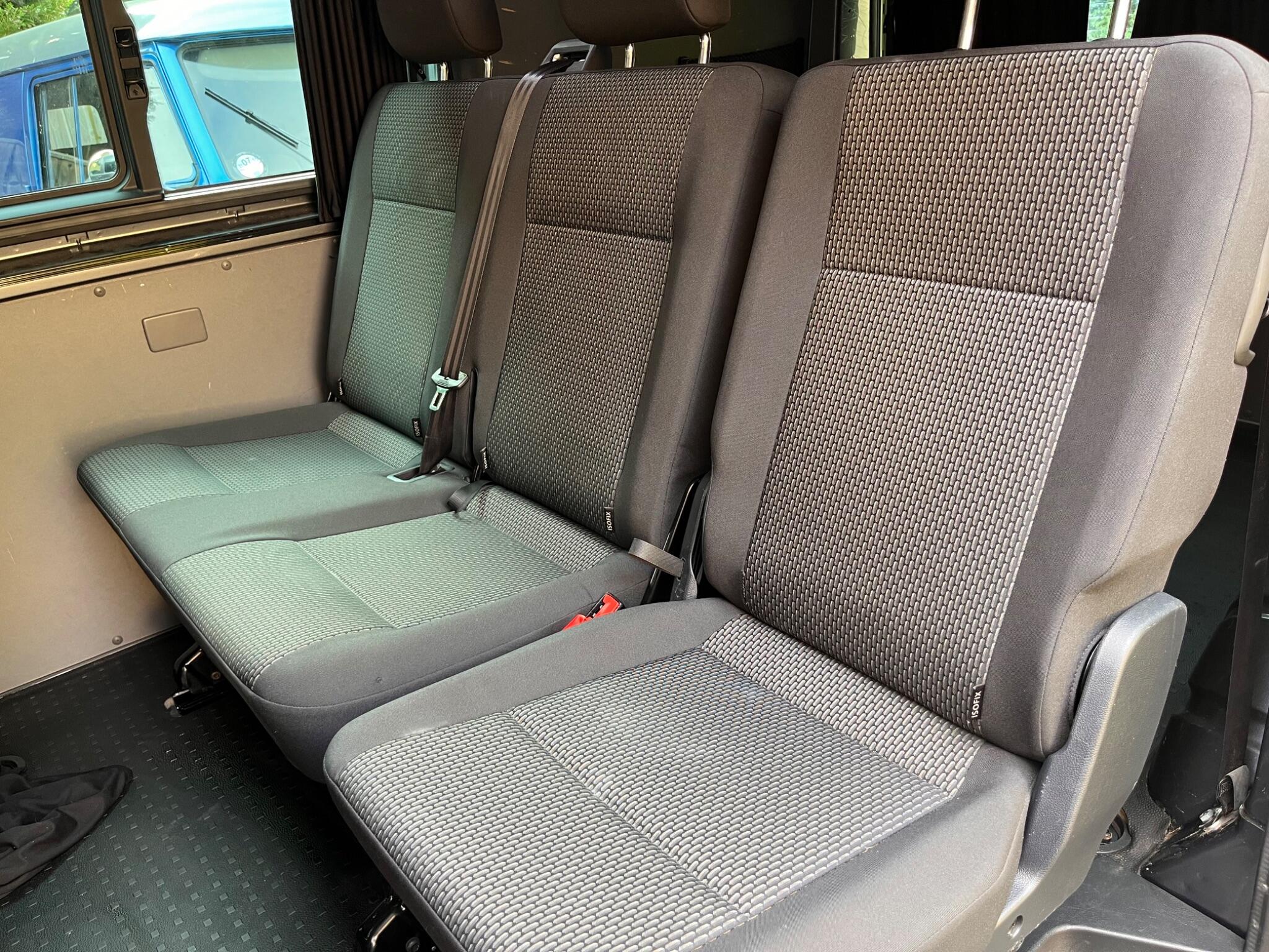 Volkswagen Transporter view 30