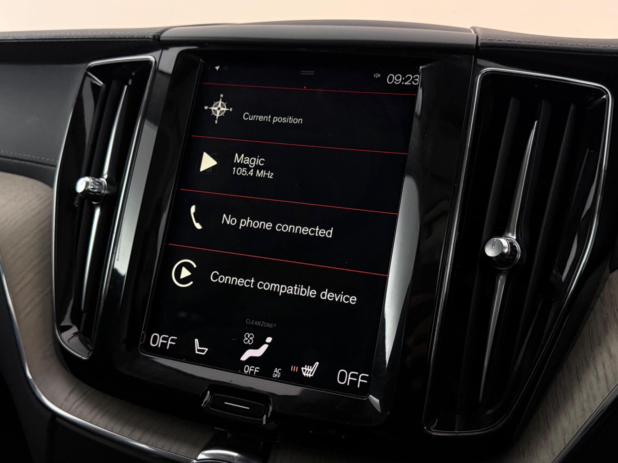 Volvo XC60 view 26