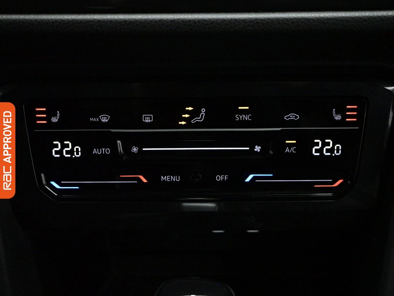 Volkswagen Tiguan Allspace view 17