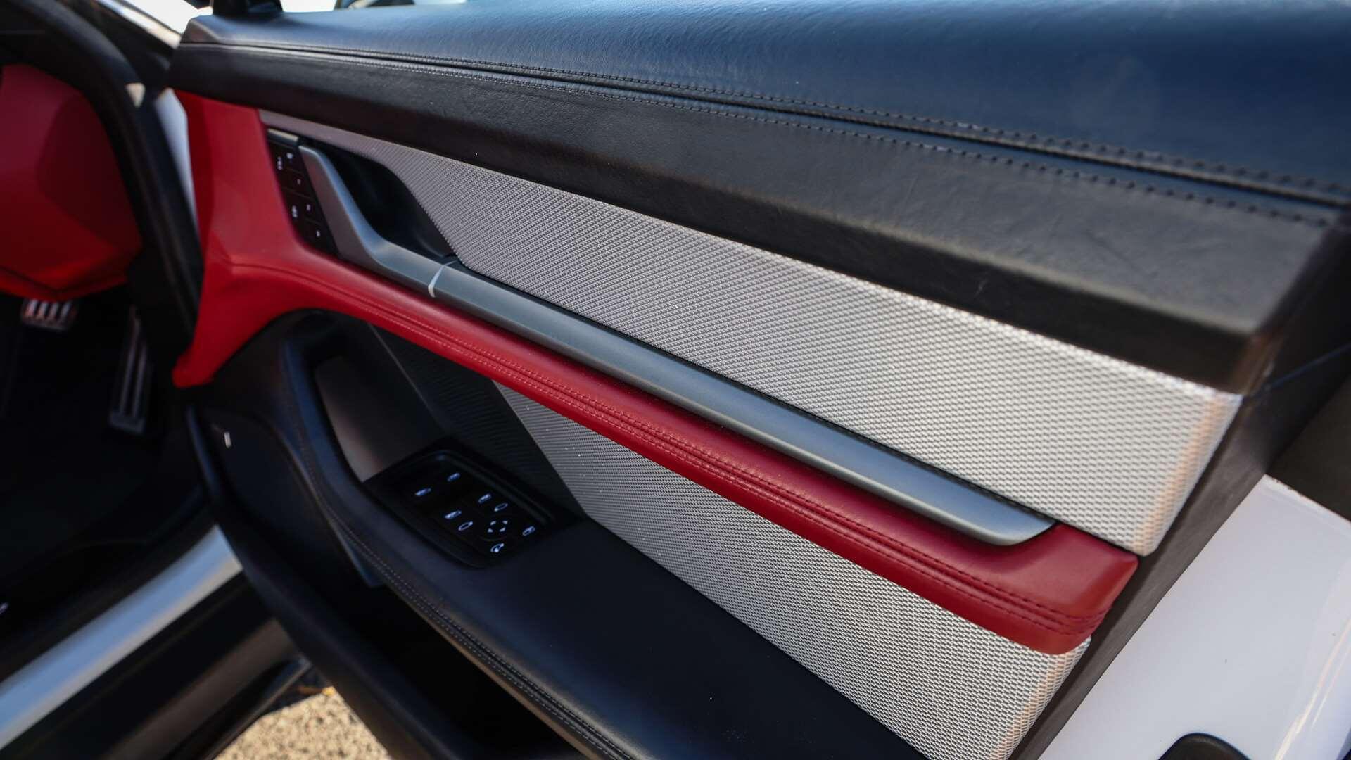 Porsche Taycan view 24