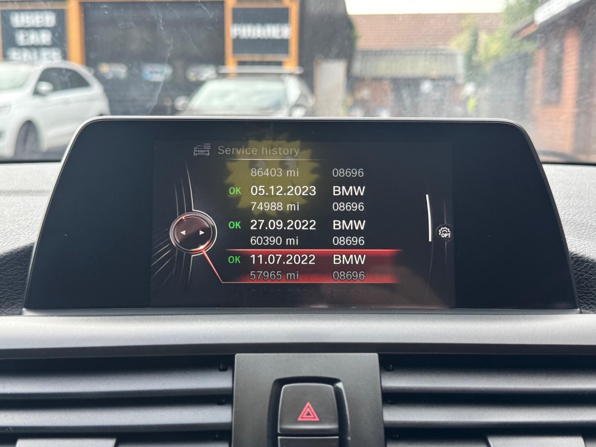 BMW 2 Series view 30