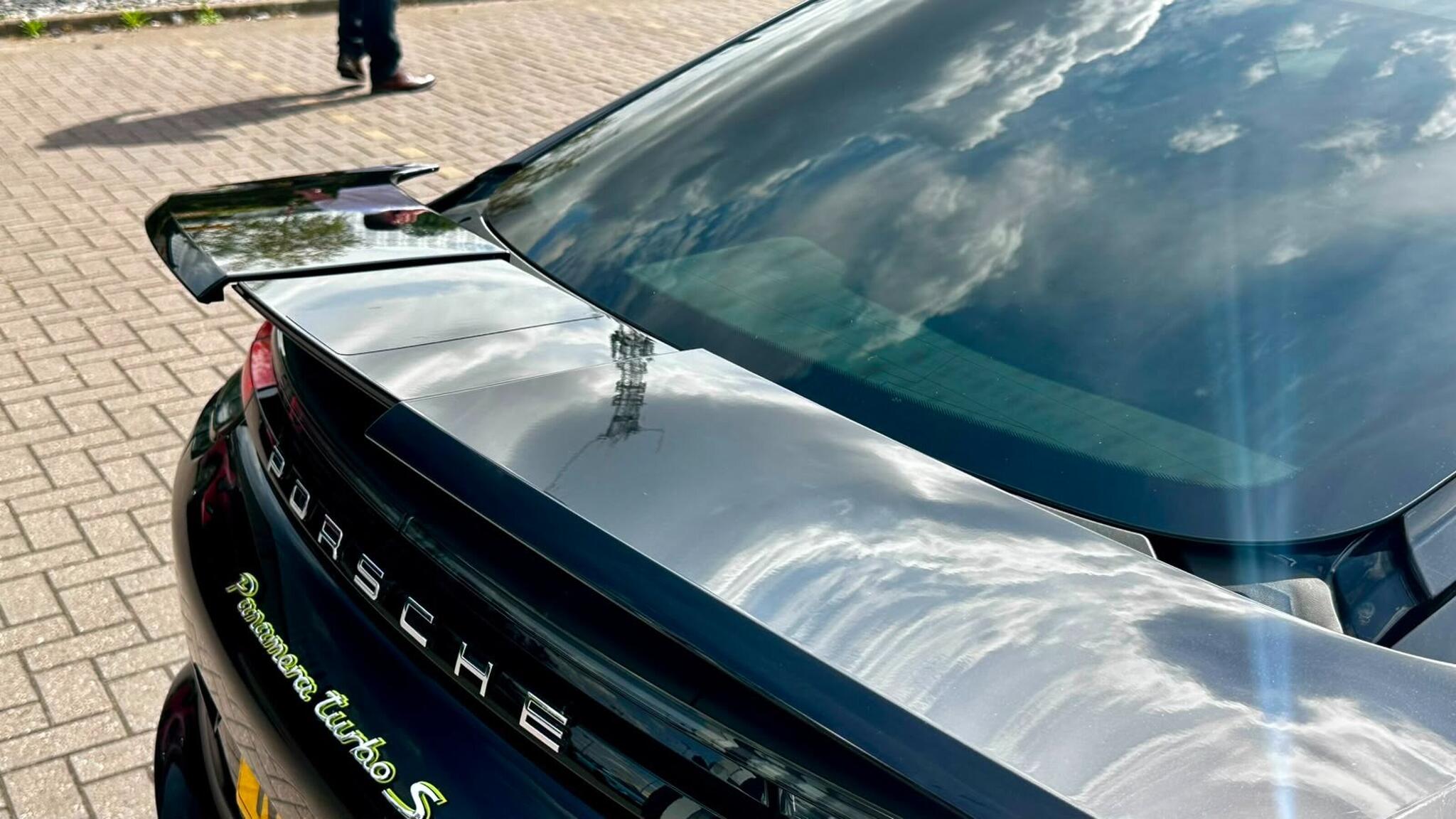 Porsche Panamera view 20