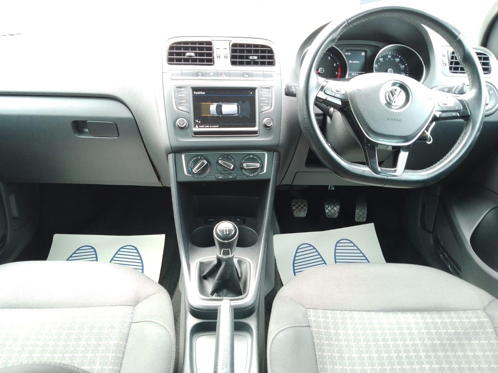 Volkswagen Polo view 22