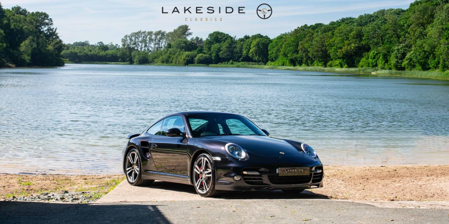 Porsche 911 main image