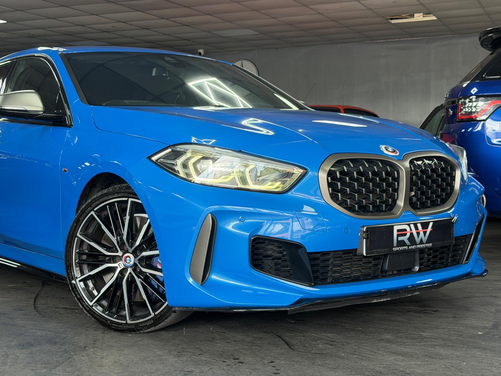 BMW 1 Series view 6