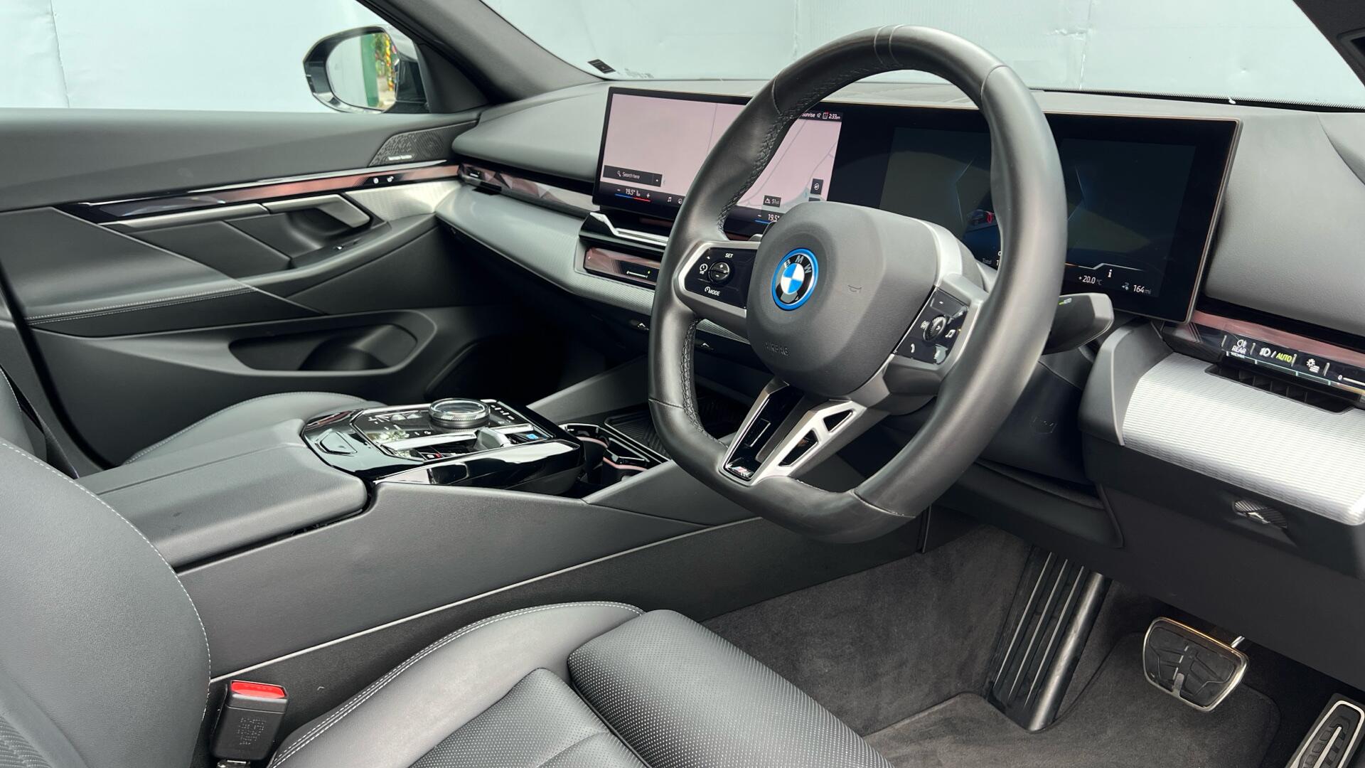 BMW I5 view 7