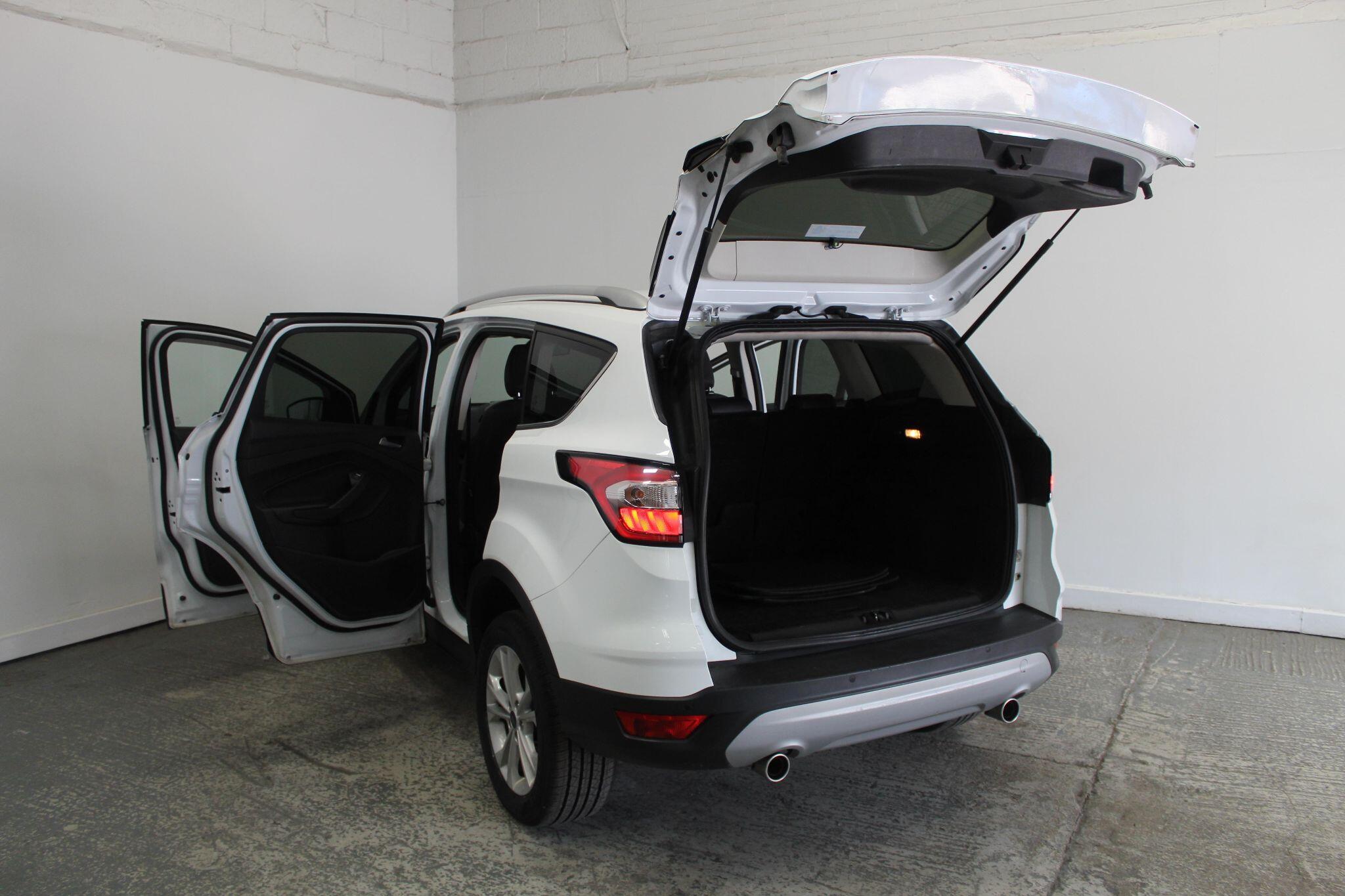 Ford Kuga view 20
