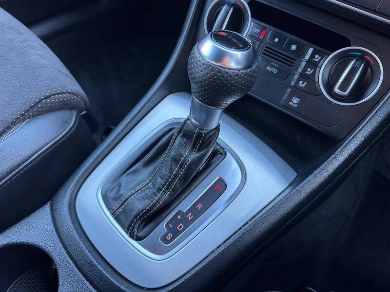 Audi Q3 view 28