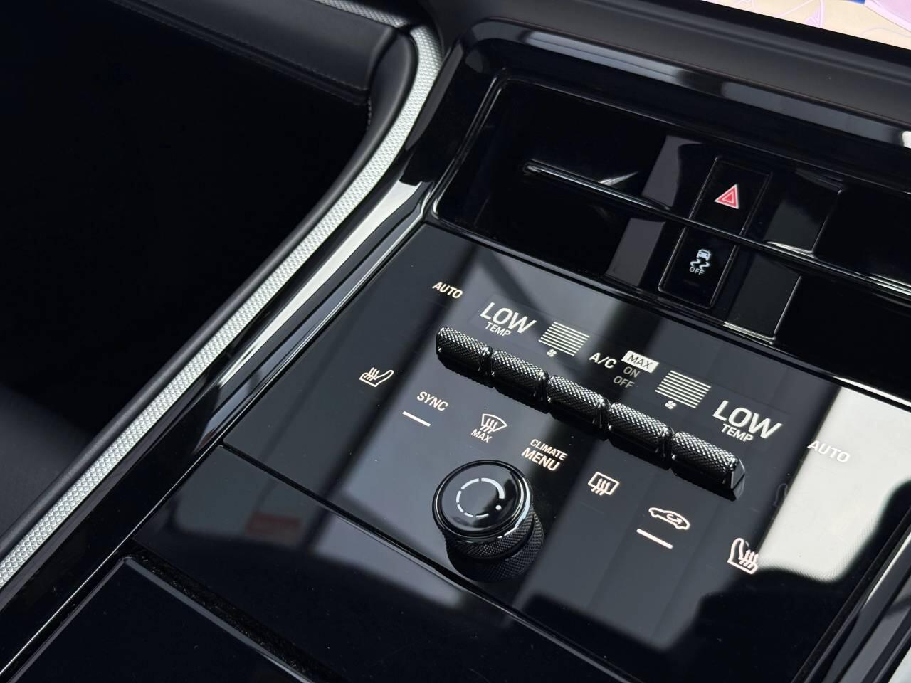 Porsche Panamera view 29