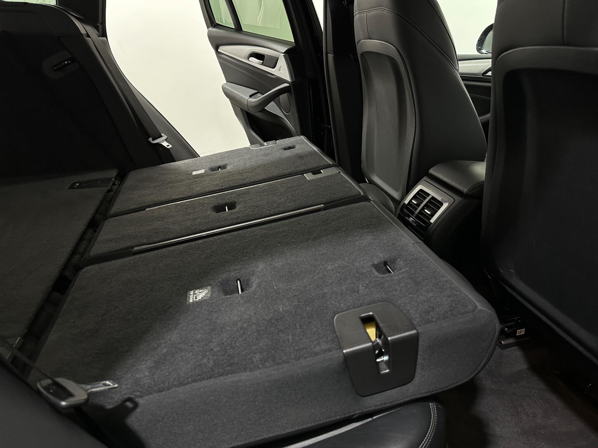 BMW X3 view 48