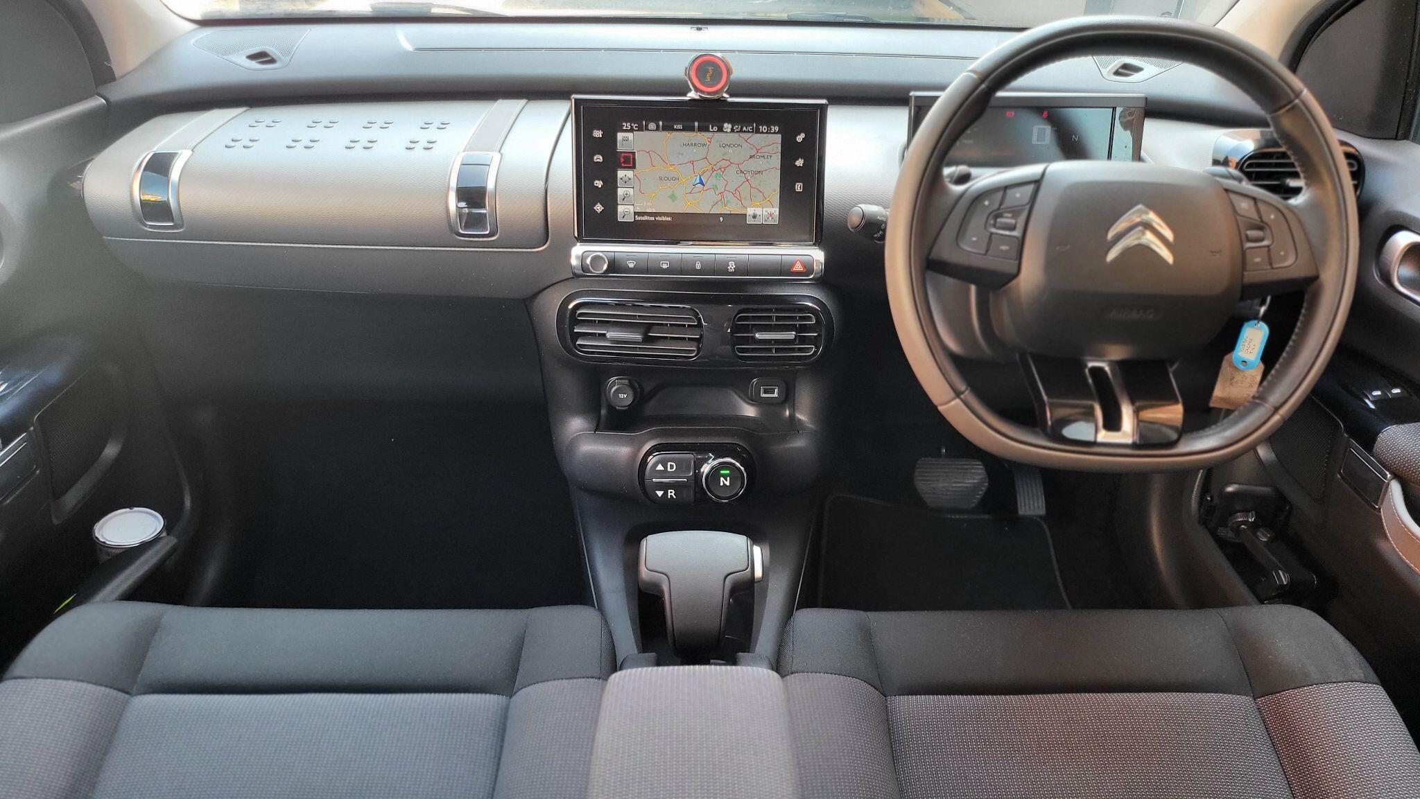 Citroen C4 Cactus view 10