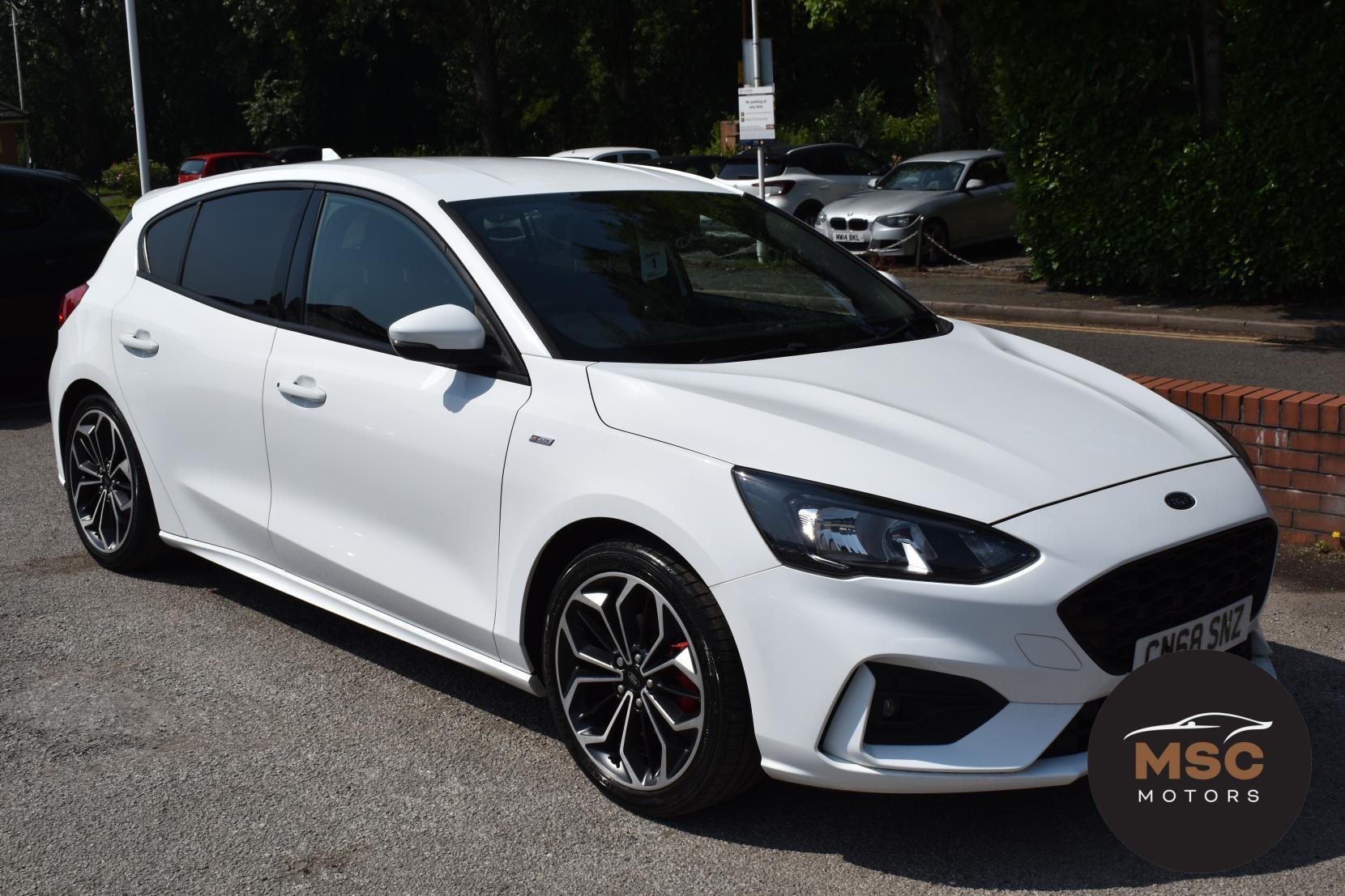 Ford Focus view 23
