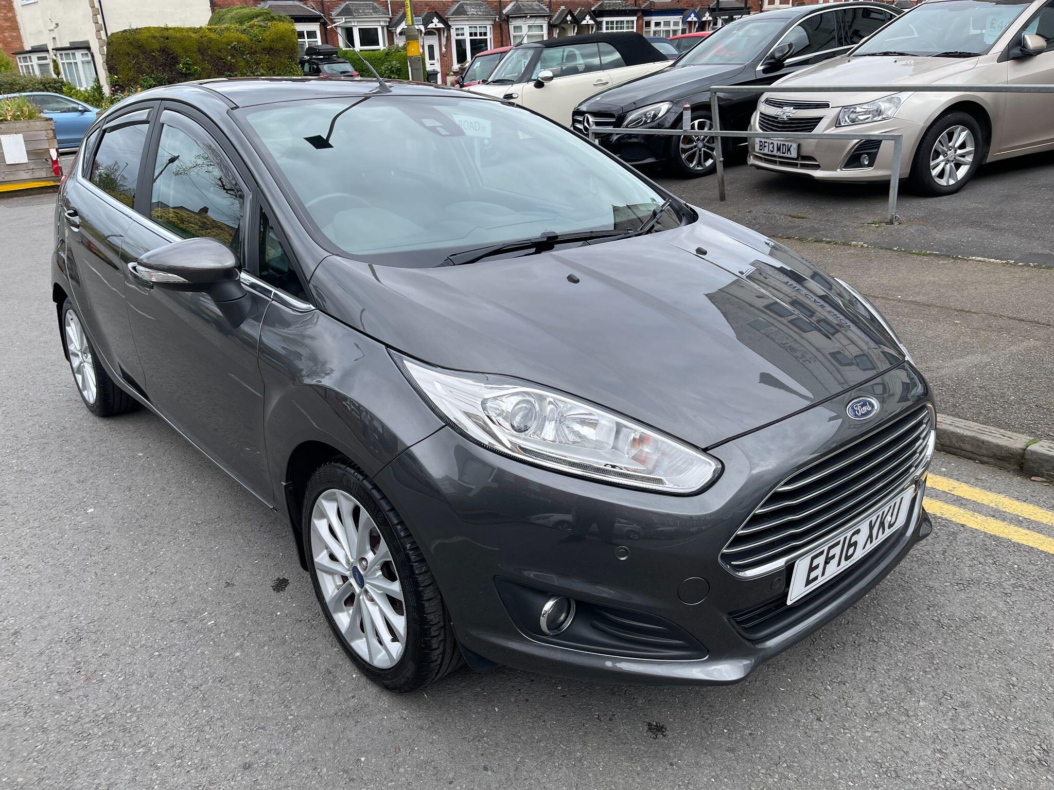 Ford Fiesta view 6