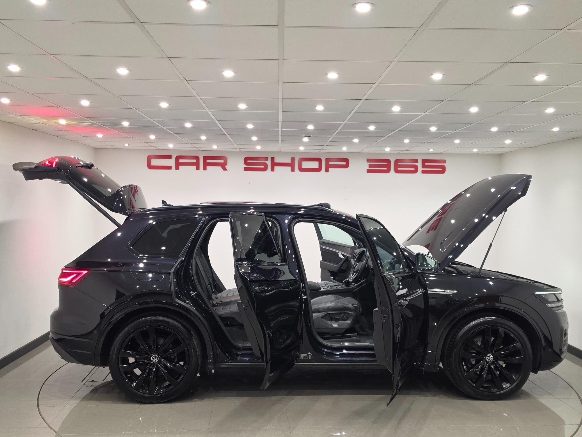 Volkswagen Touareg view 44