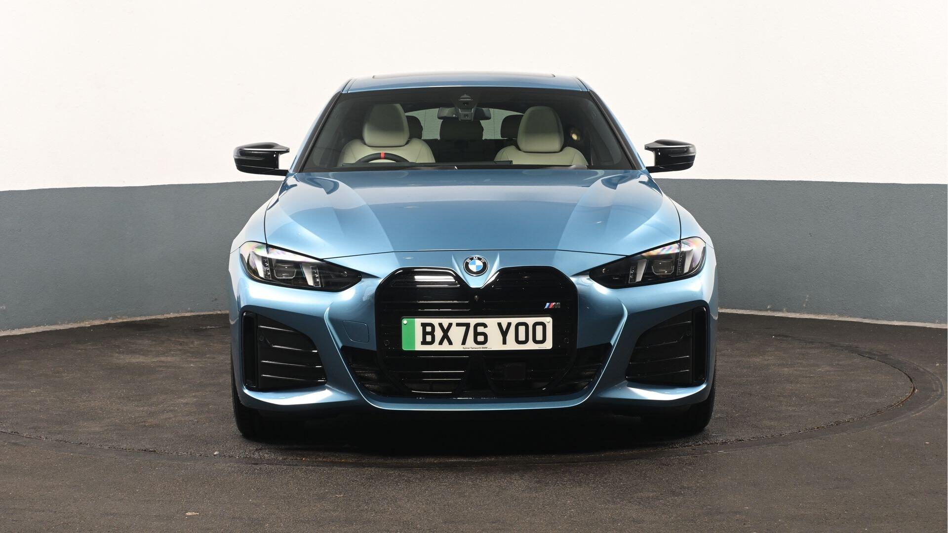 BMW i4 view 16