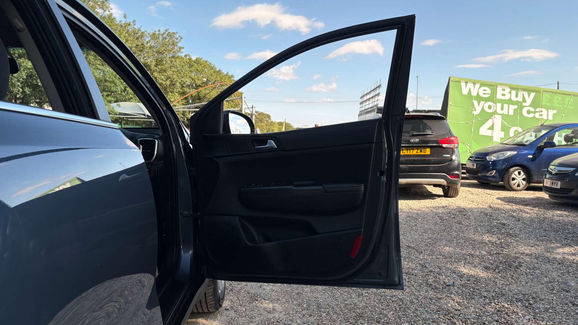 Kia Sportage view 37