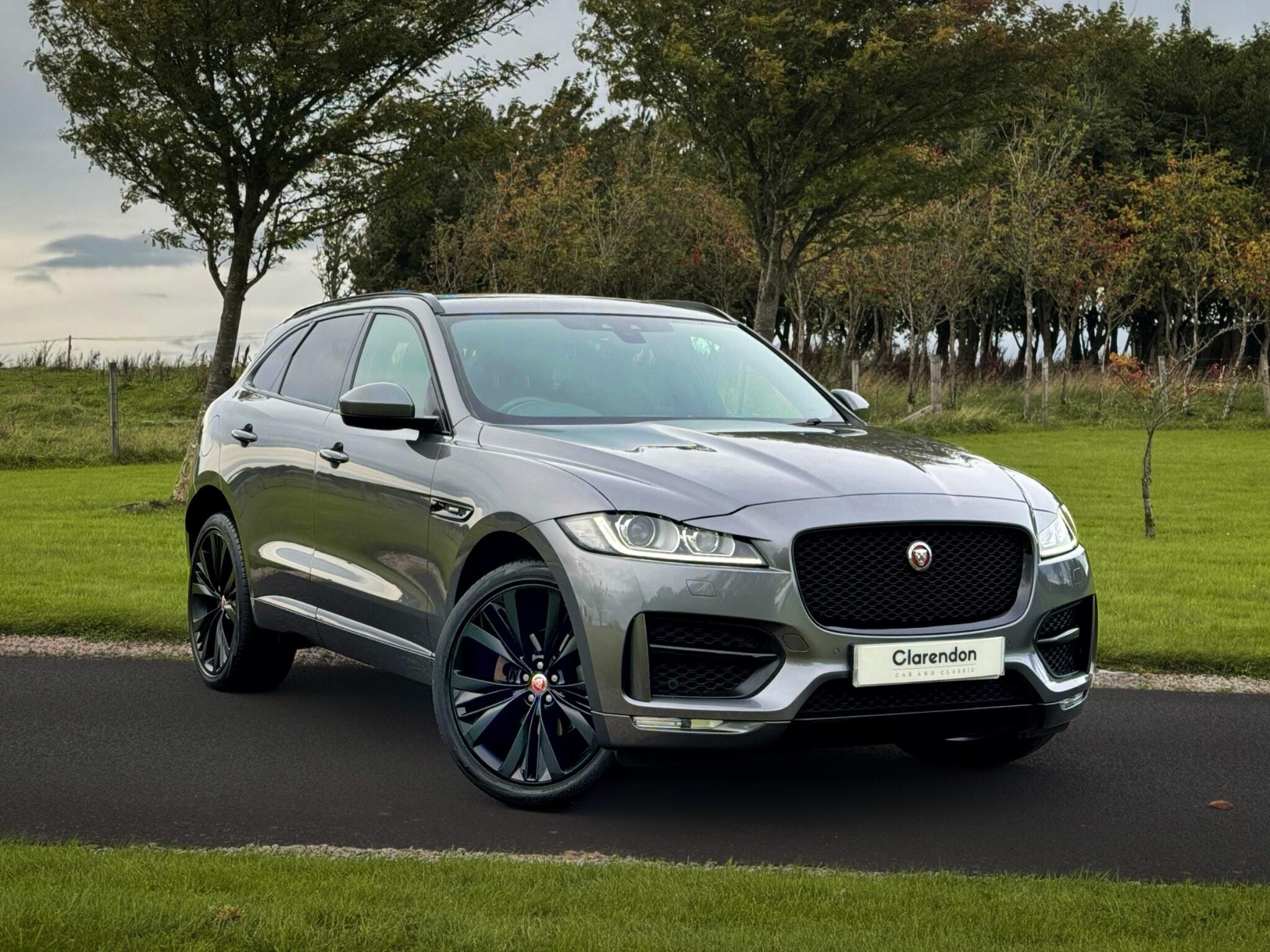 Jaguar F-PACE