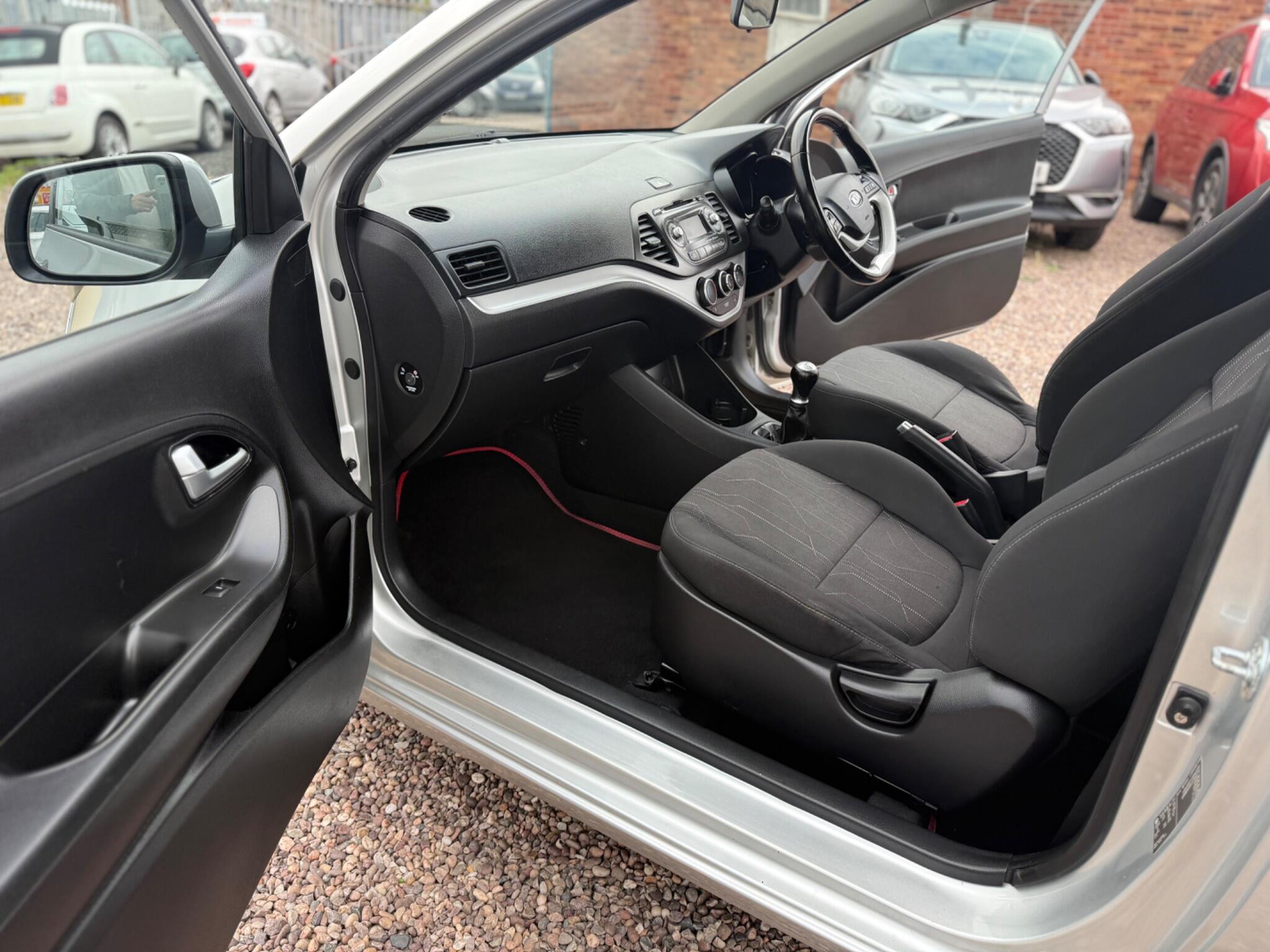 Kia Picanto view 21