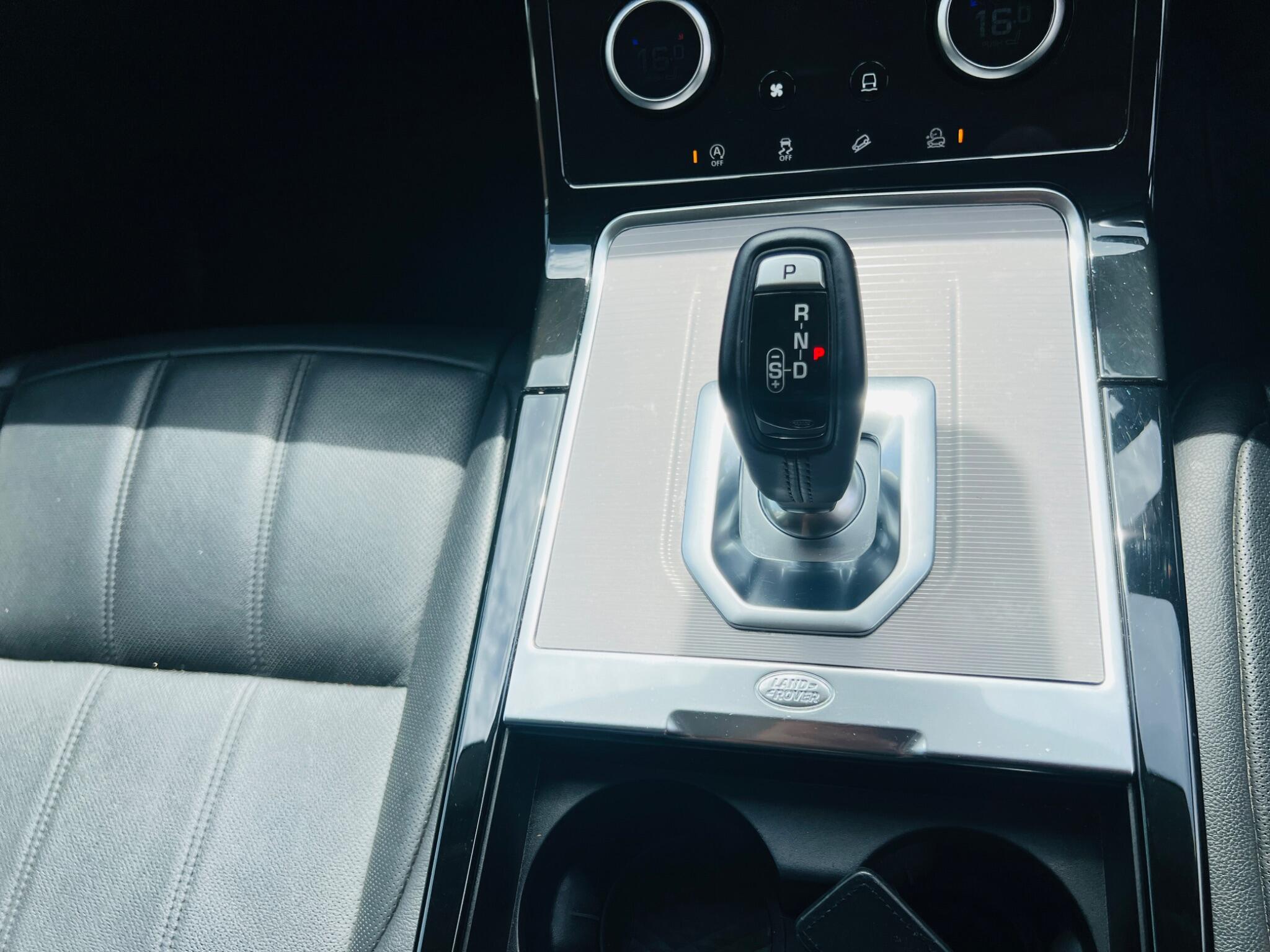 Land Rover Range Rover Evoque view 28