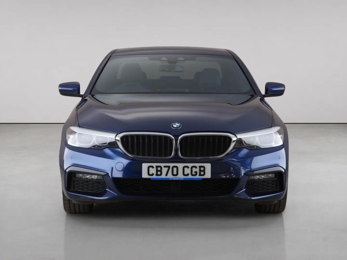 BMW 5 Series view 5