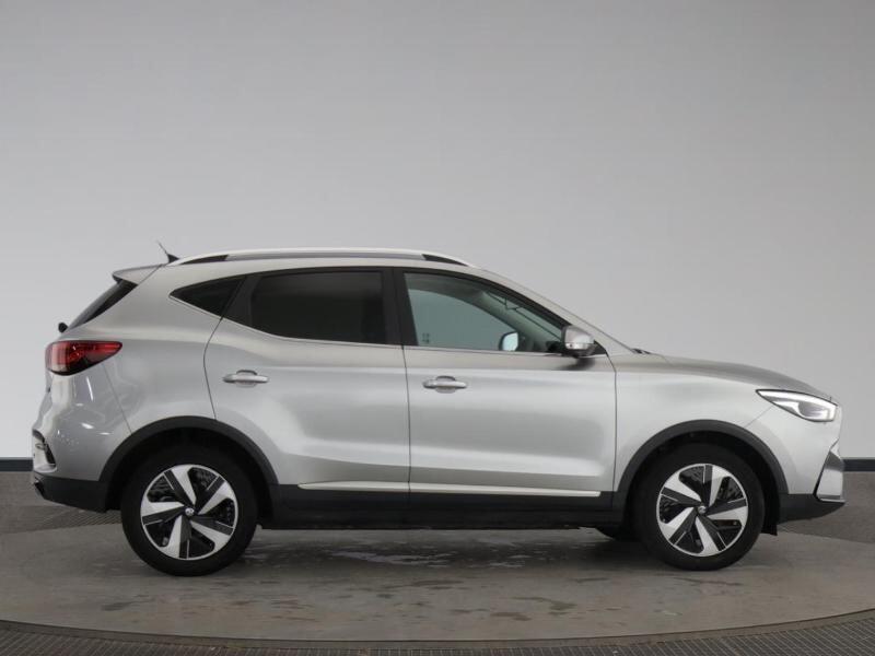 MG MG ZS view 3
