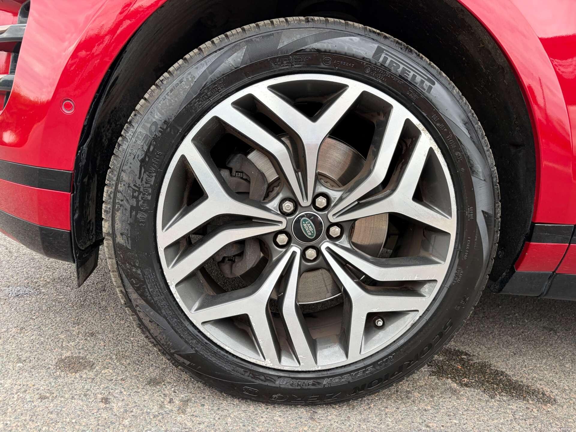 Land Rover Range Rover Evoque view 11