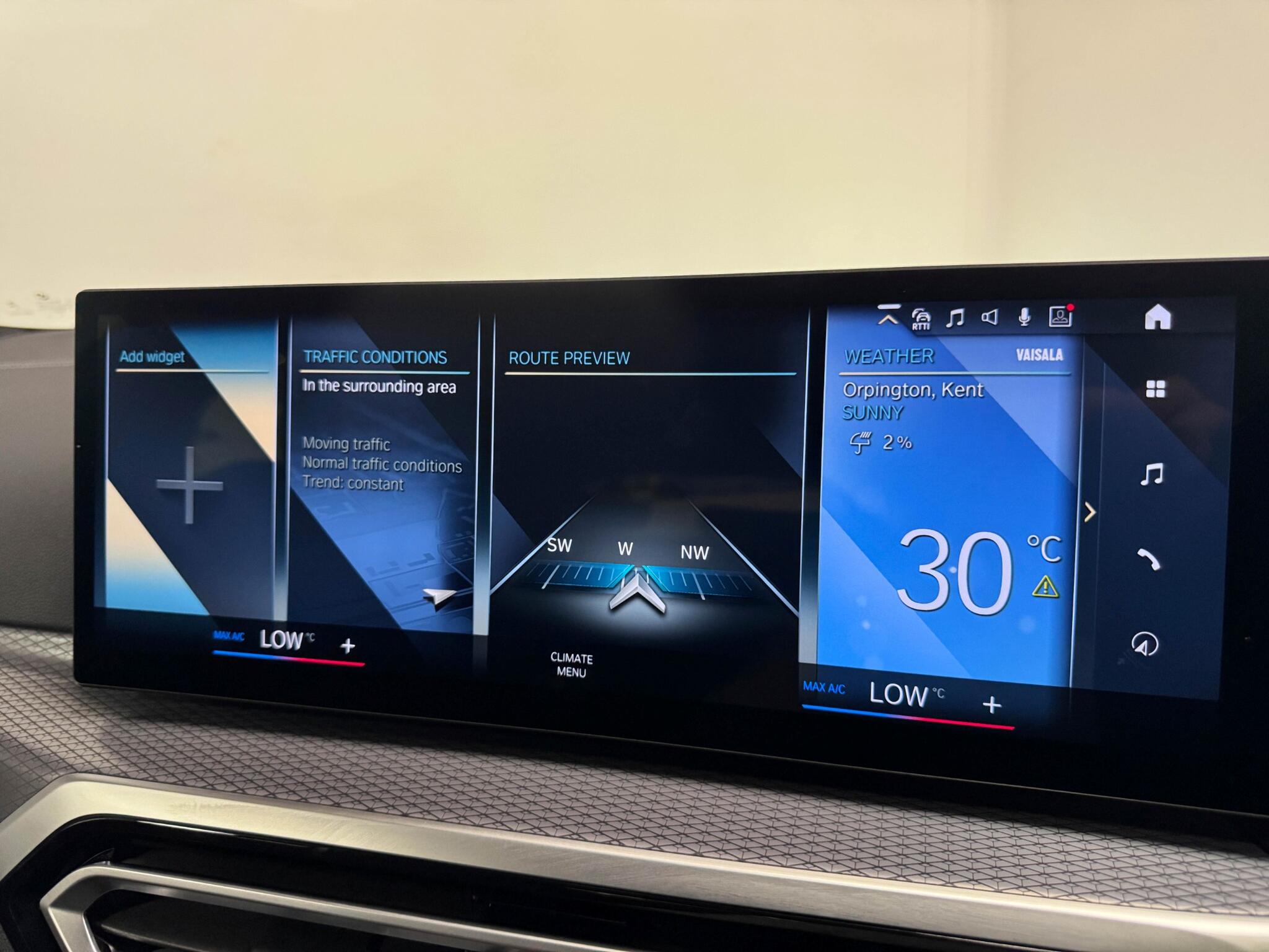 BMW I4 view 38
