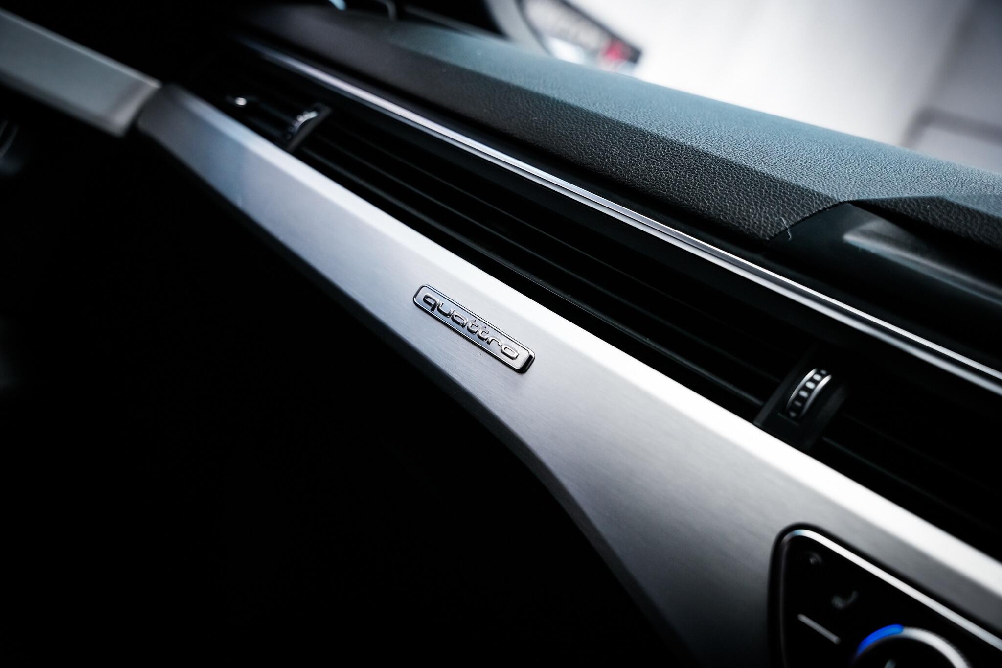 Audi S4 view 42