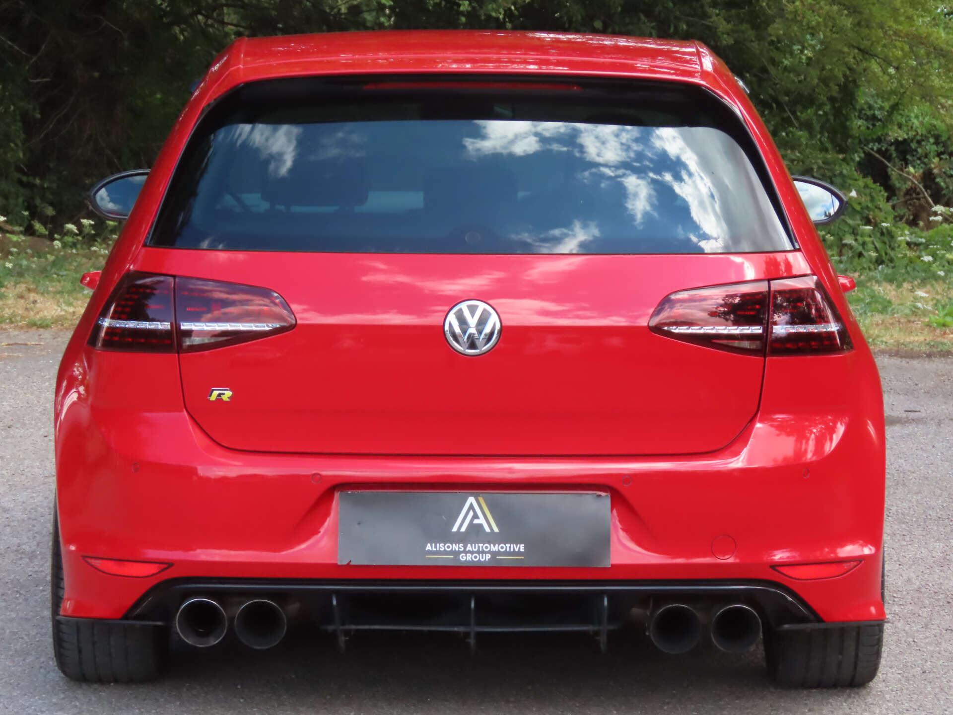 Volkswagen Golf view 5