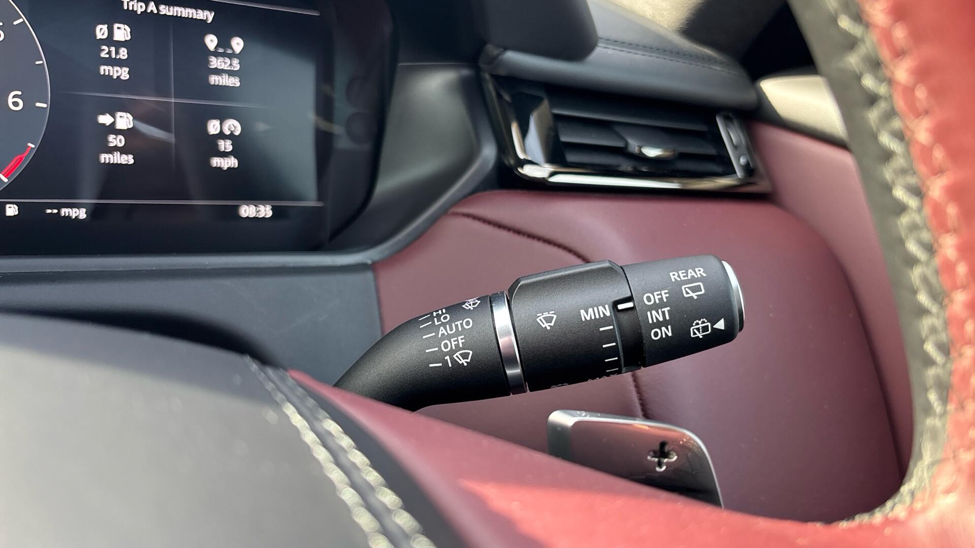 Land Rover Range Rover Velar view 36
