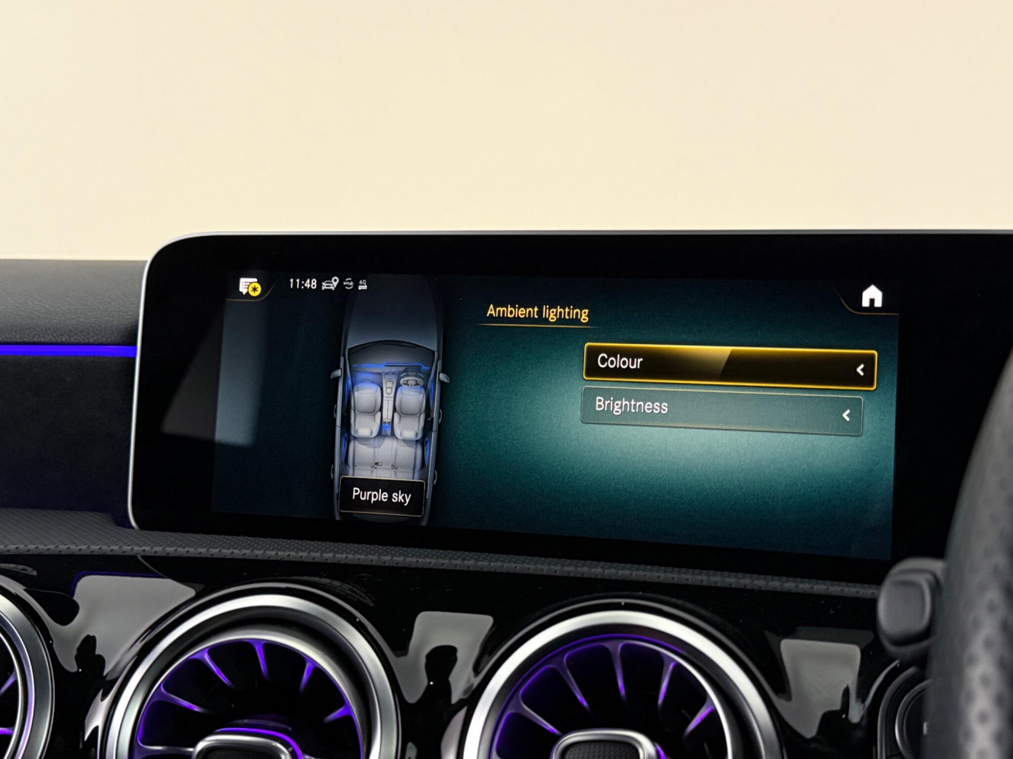 Mercedes-Benz A-Class view 29