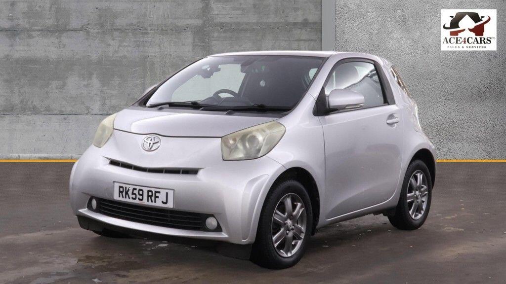 Toyota iQ