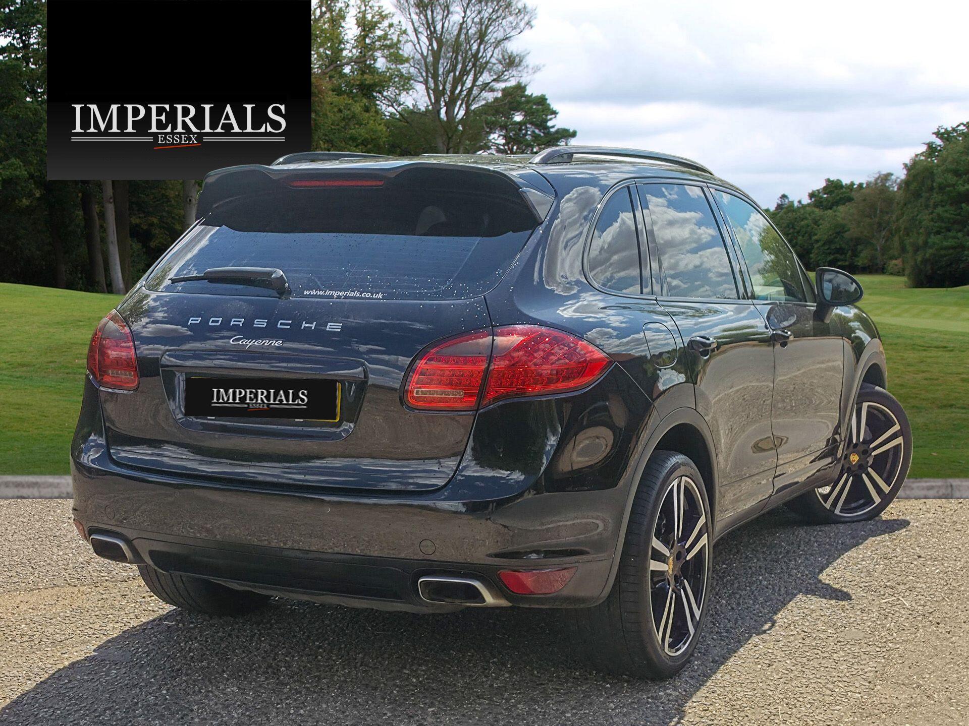 Porsche Cayenne view 4