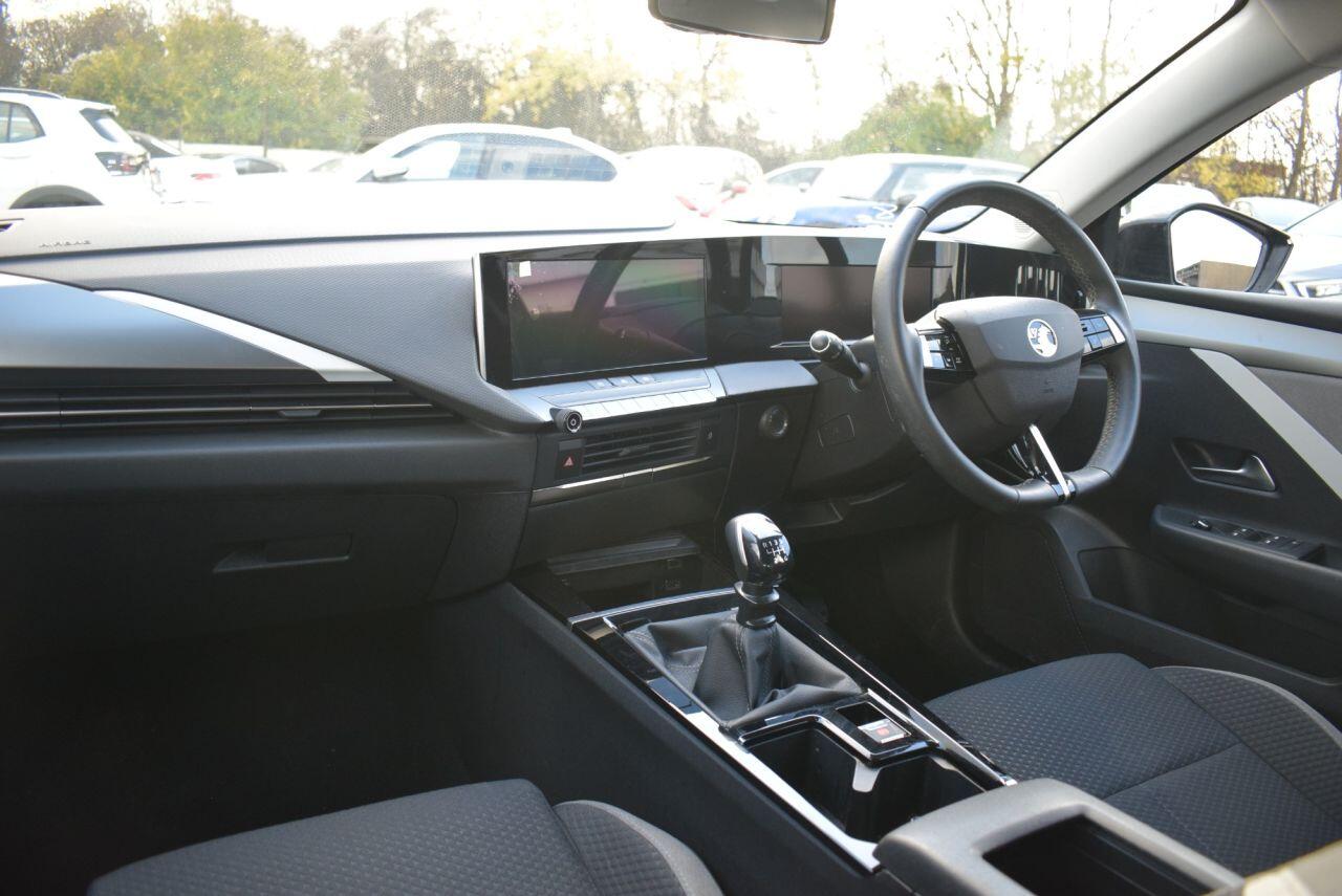 Vauxhall Astra view 19