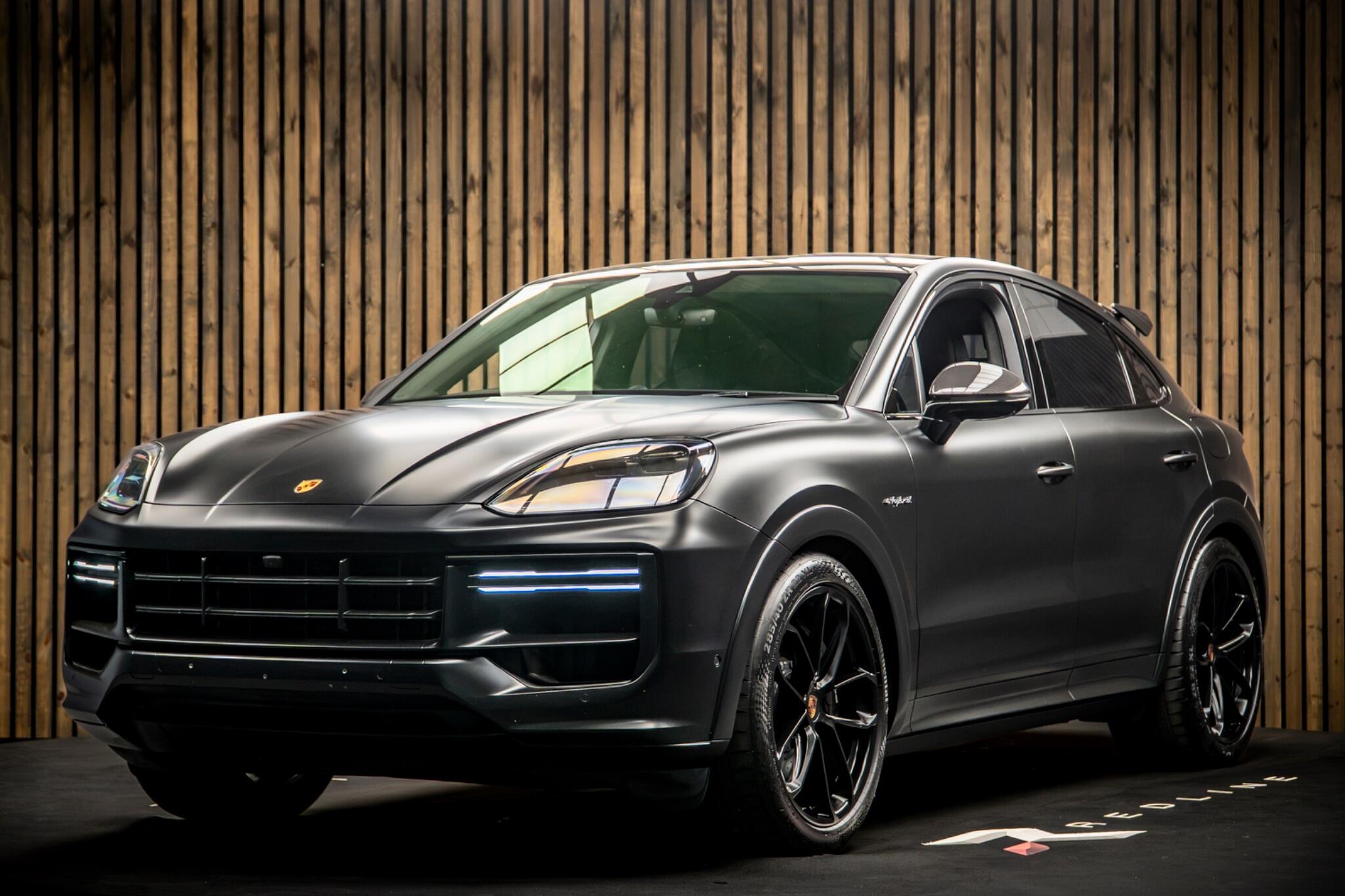 Porsche Cayenne view 8